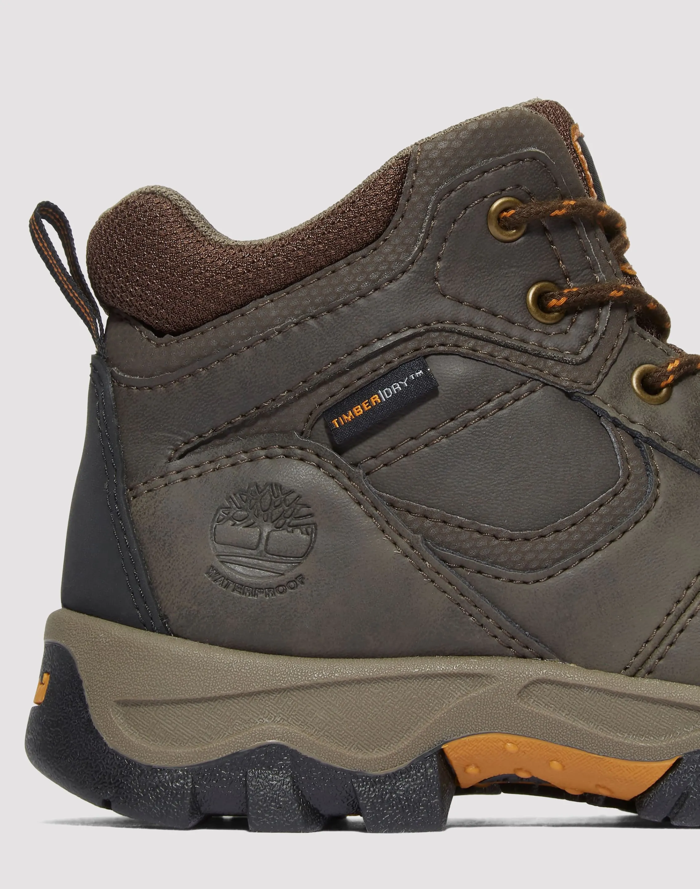 Timberland Mt. Maddsen Mid Lace Up Waterproof Hiking Boot Pre-School All Weather Rural Traveler Simple Look