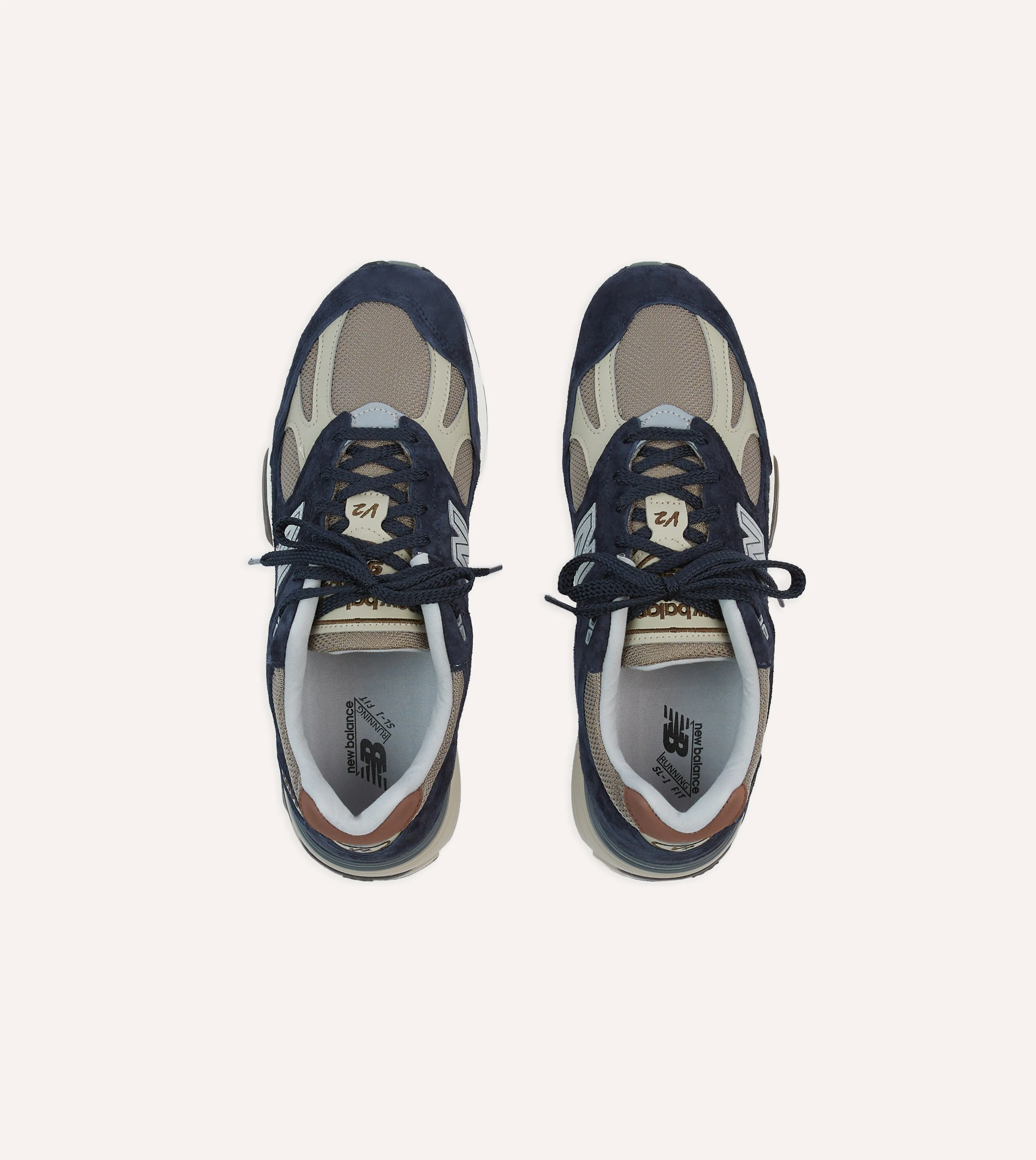 New Balance After Midnight Made in UK 991v2 Trainers shock-absorbing sole Dynamic silhouette