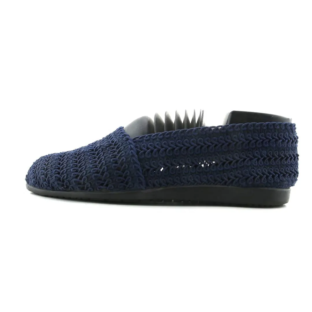 BASIC EDITIONS . Adjustable ShockAbsorbingSole