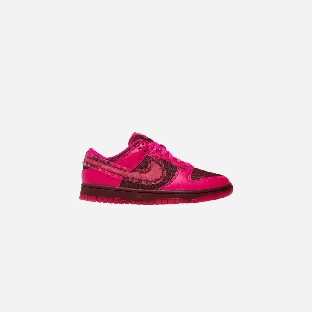 Nike Dunk Low Valentine'S Day (2022) (Women's) Urban Runner Motion Stabilizer