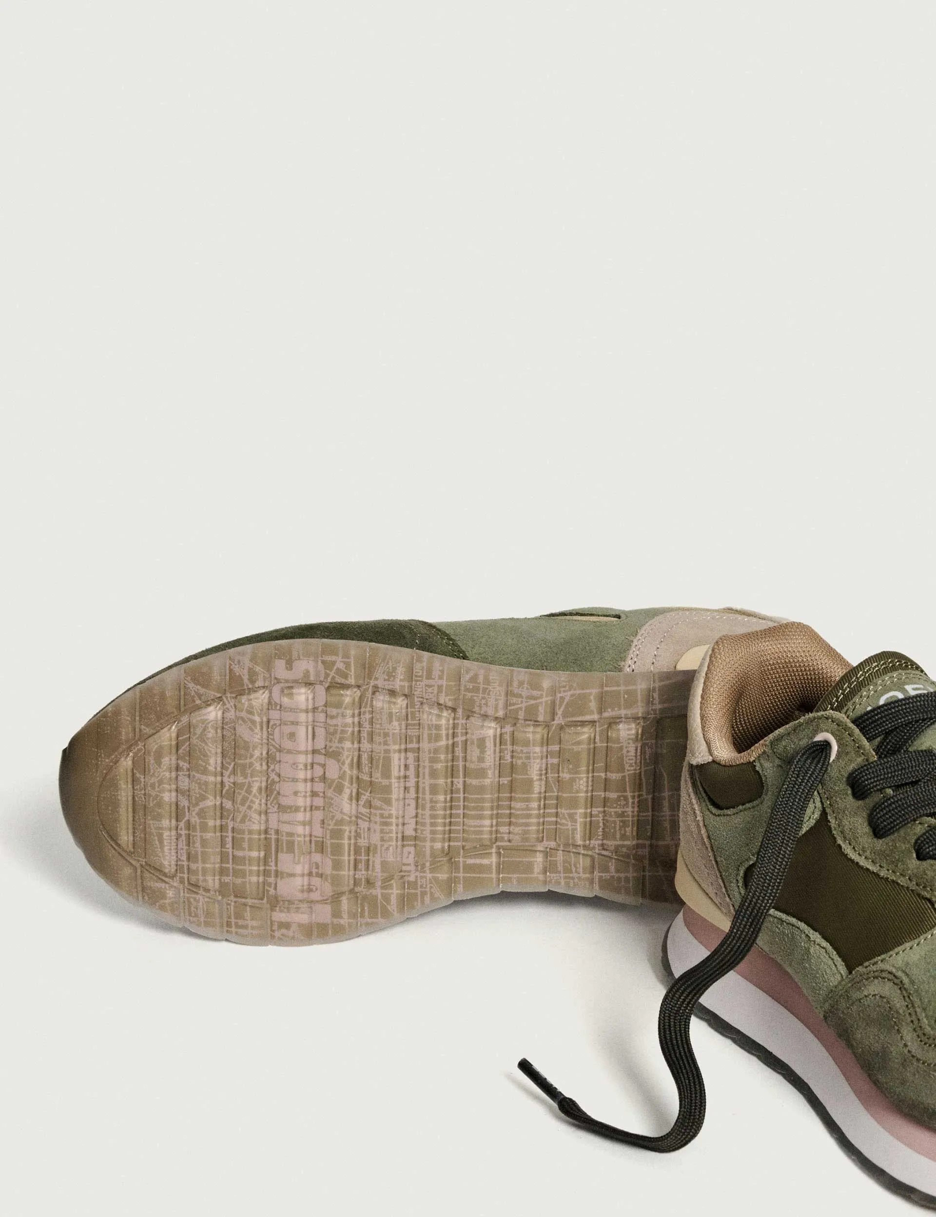 City - Los Angeles uniqueness - brand shoes