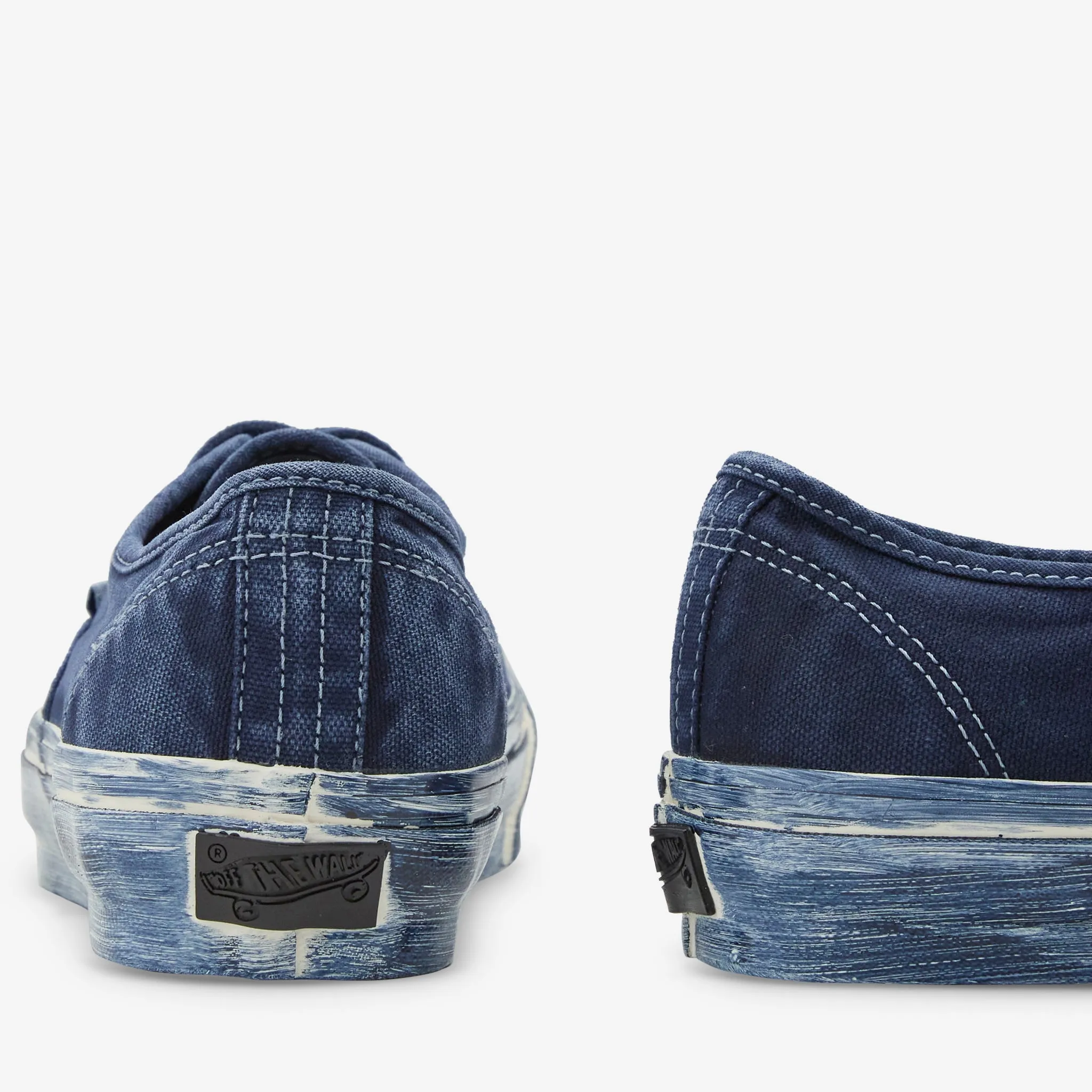 Authentic Reissue 44 LX Dip Dye Dress Blues Breath Grip Ventilated Panels