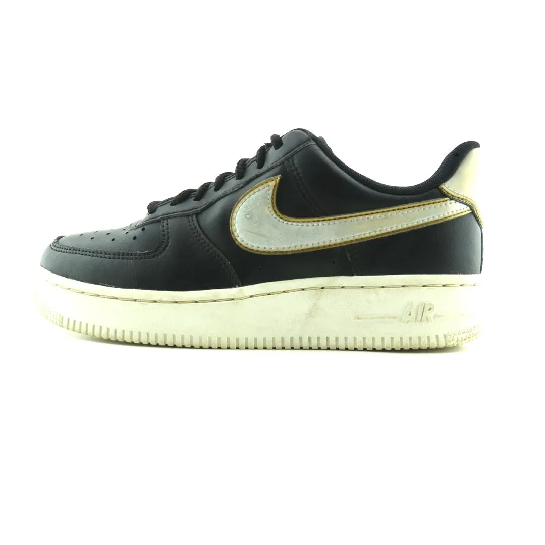 NIKE AIR FORCE 1 Evening Hike Lifestyle Pick