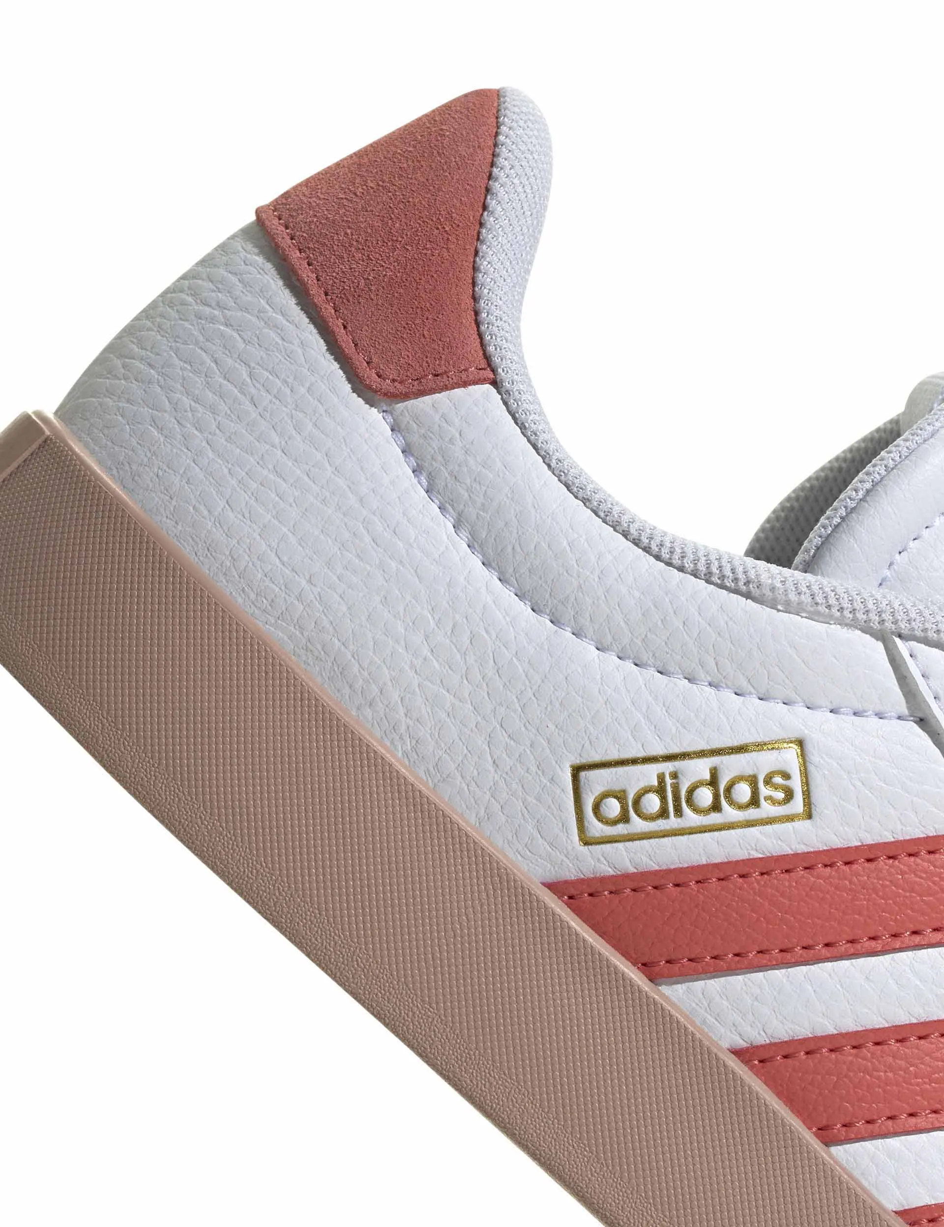 No Hassle Valley Step VL Court 3.0 Shoes - Cloud White/Preloved Scarlet/Gold Metallic