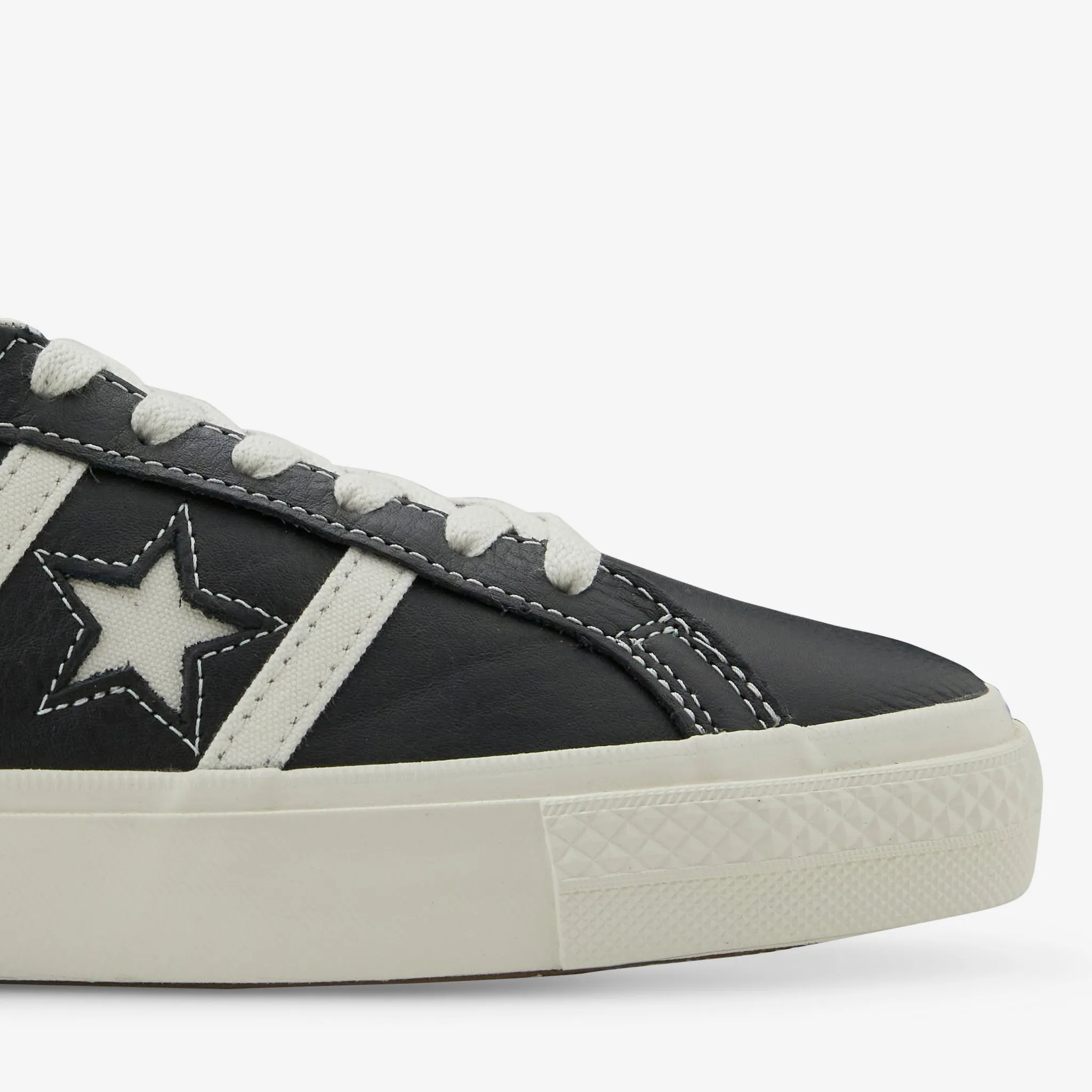 One Star Academy Pro Low Black | Egret | Egret Comfortable Design