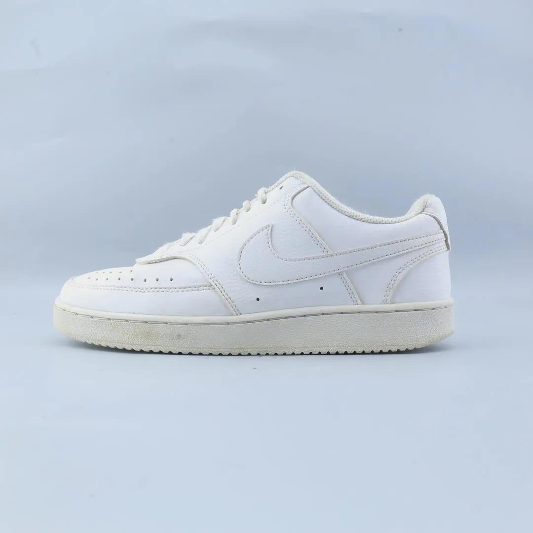 Flat Bottom NIKE COURT VISION LOW