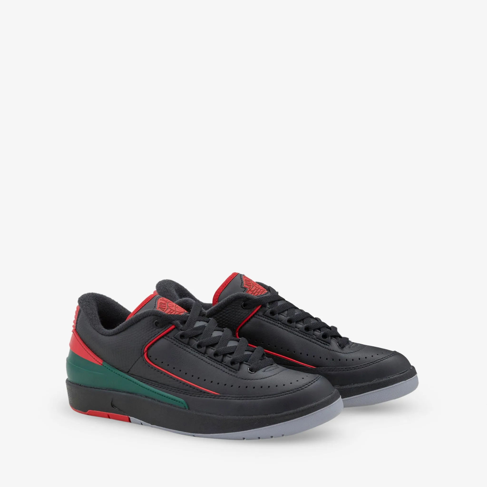Air Jordan 2 Retro Low Black | Fire Red | Cement Grey Balanced Frame