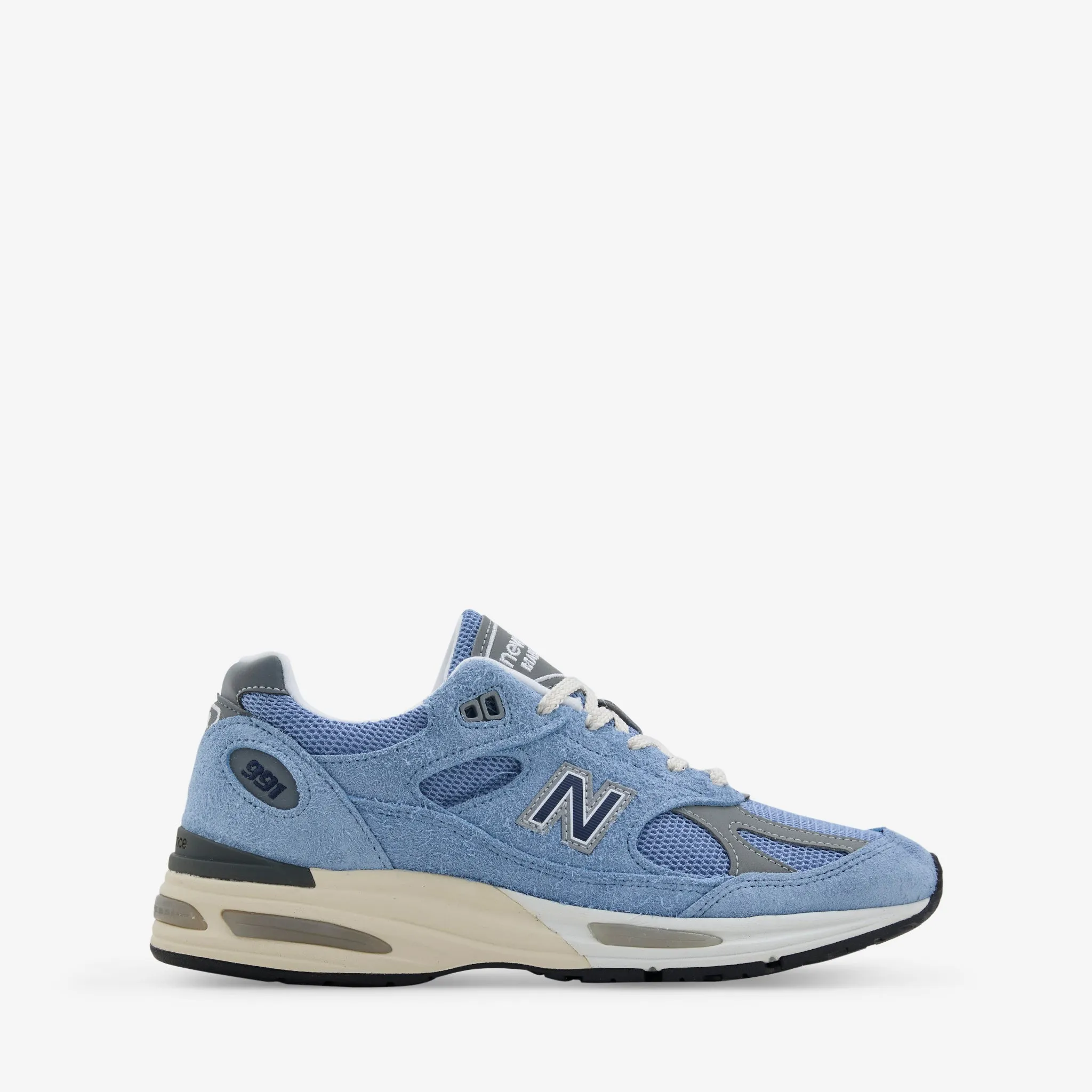 Made in UK 991v2 Celestial Blue | Faded Denim | Moon Mist Modern Casual Light Travel