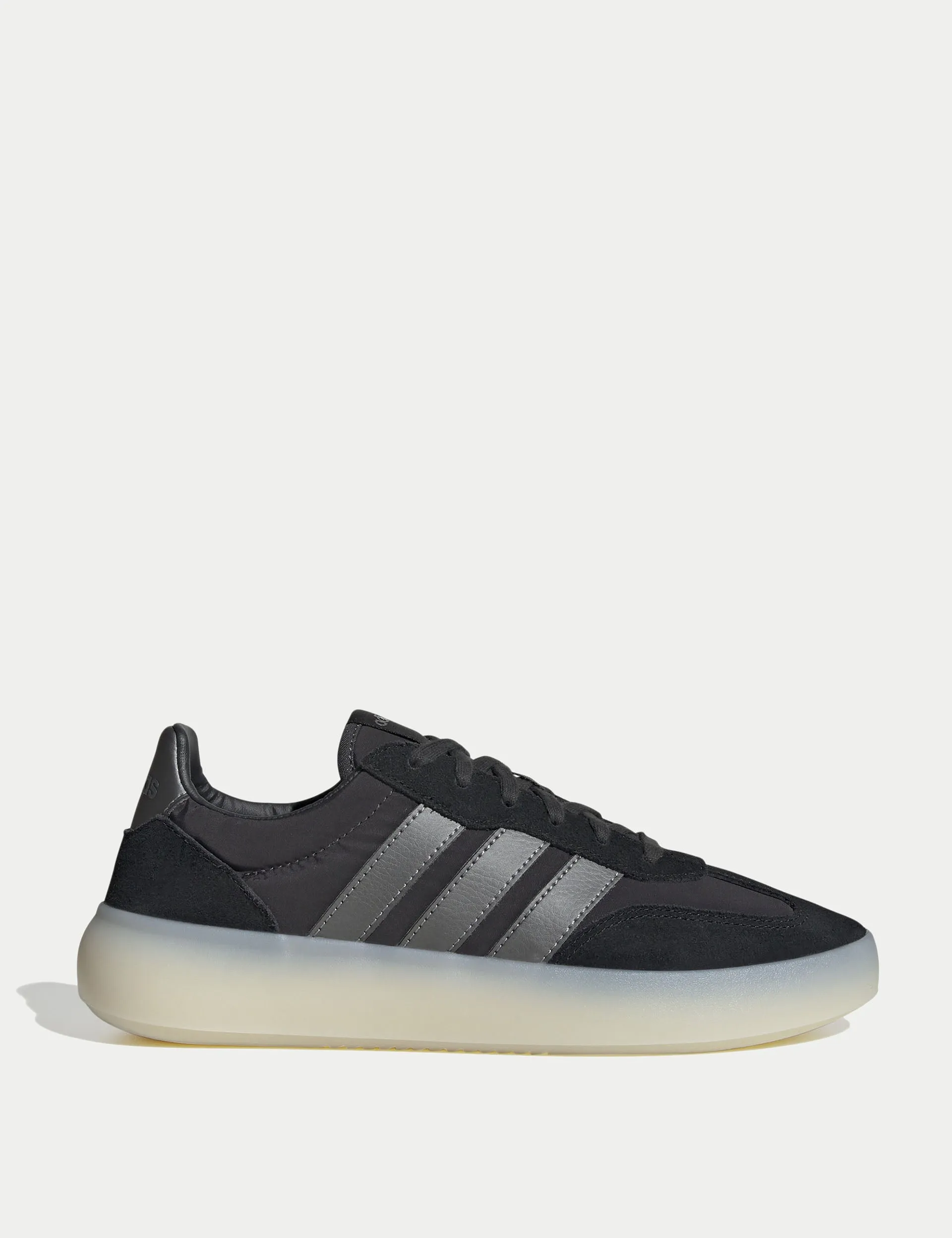Anti microbial Barreda Decode Shoes - Core Black/Iron Metallic/Carbon
