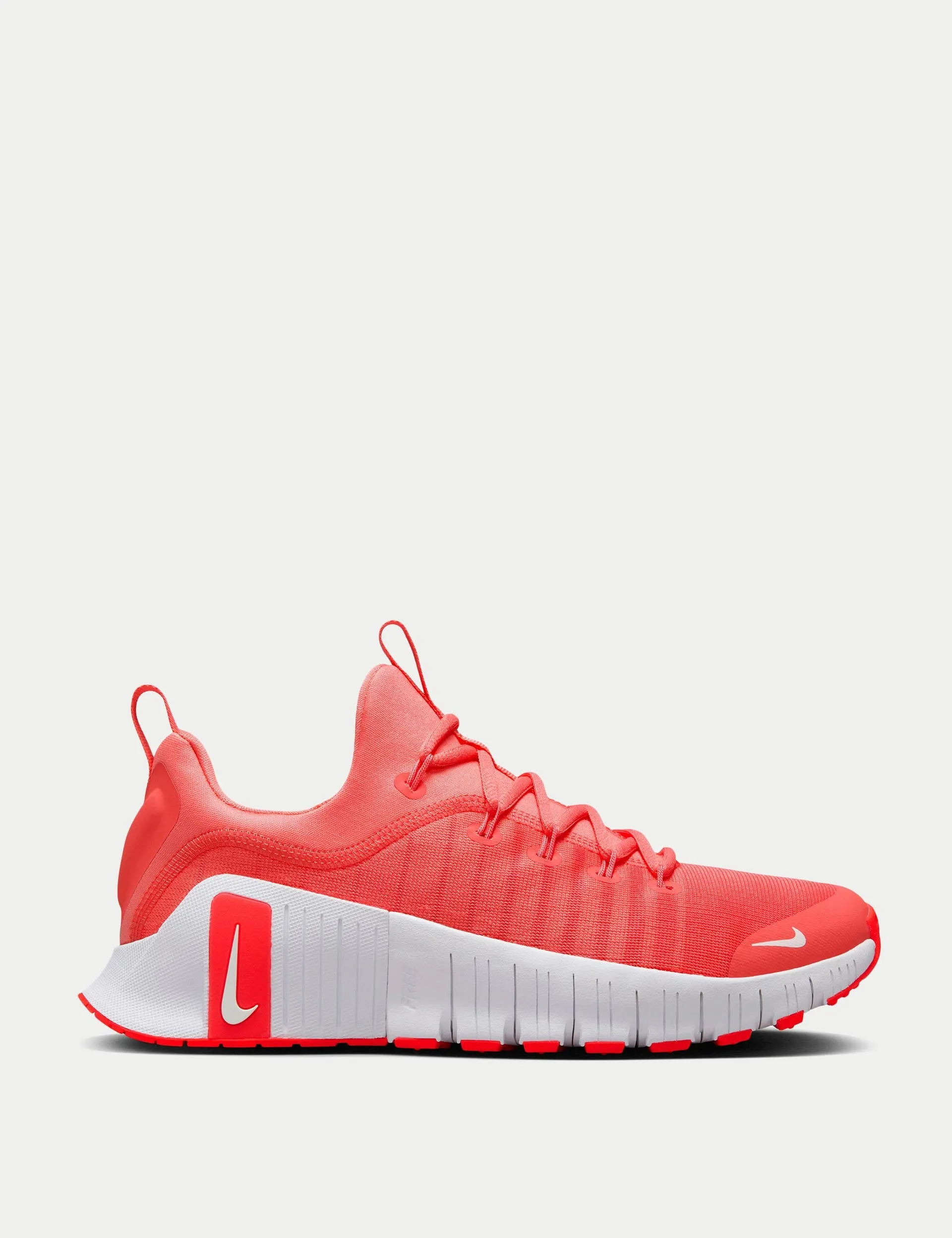 French Ease Airport Walk Free Metcon 6 Shoes - Magic Ember/Bright Crimson/White