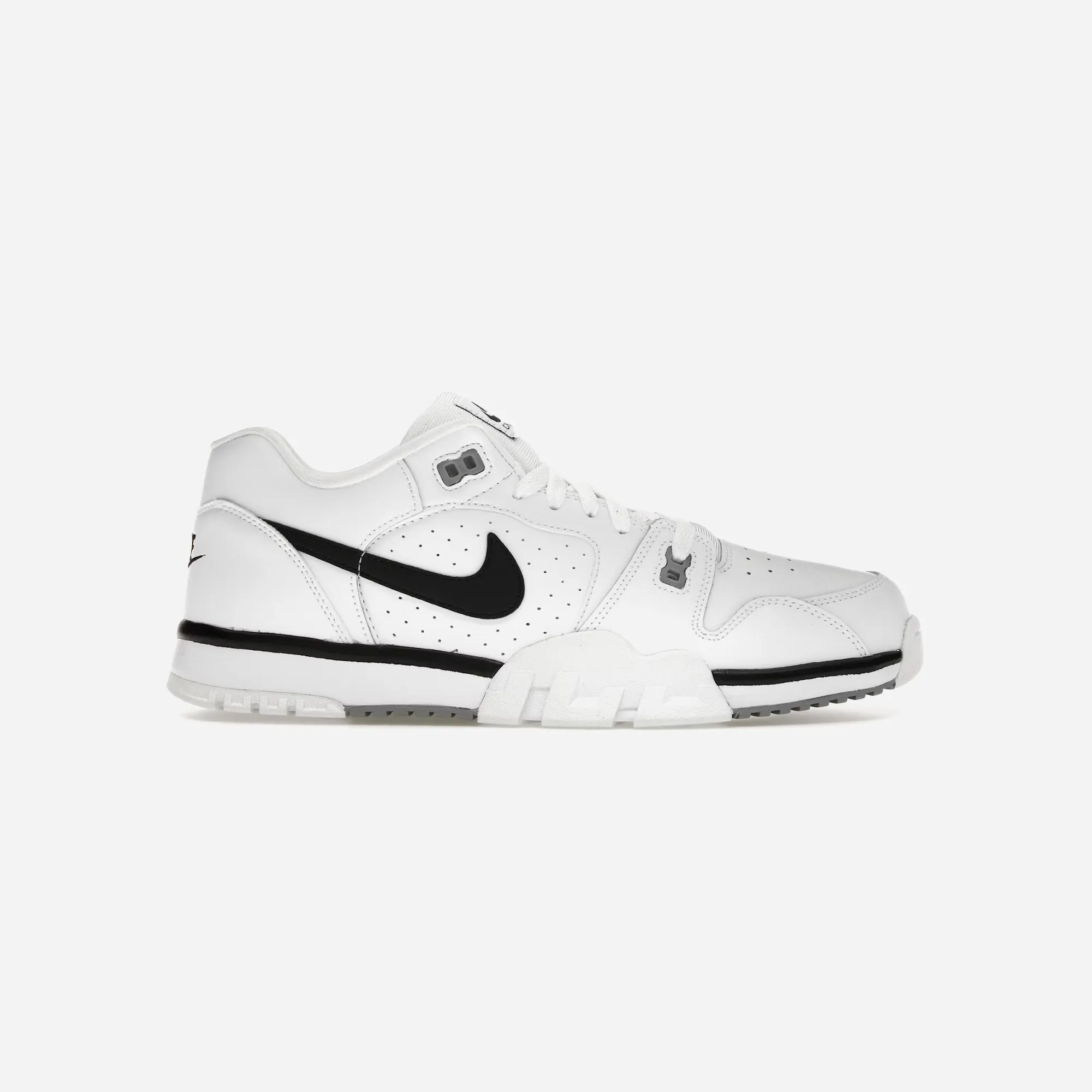 Nike Air Cross Trainer Low White Black Motion Control Design Training Ease