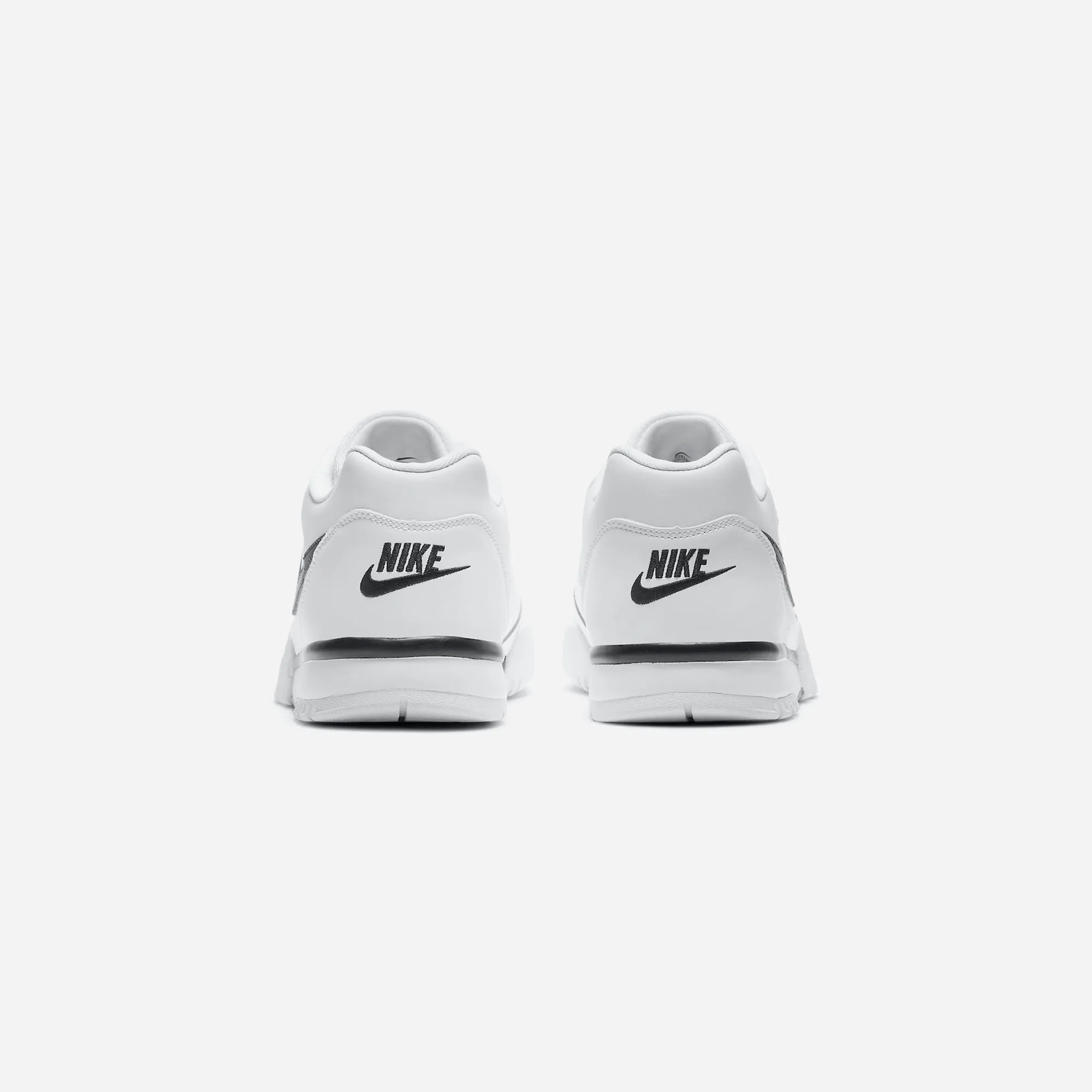 Nike Air Cross Trainer Low White Black Thermoformed Heel Cup Flexibility Boost