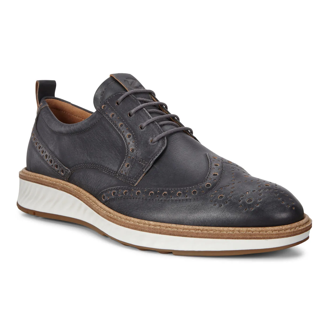 ST.1 Hybrid Brogue kids' shoes cushioned user