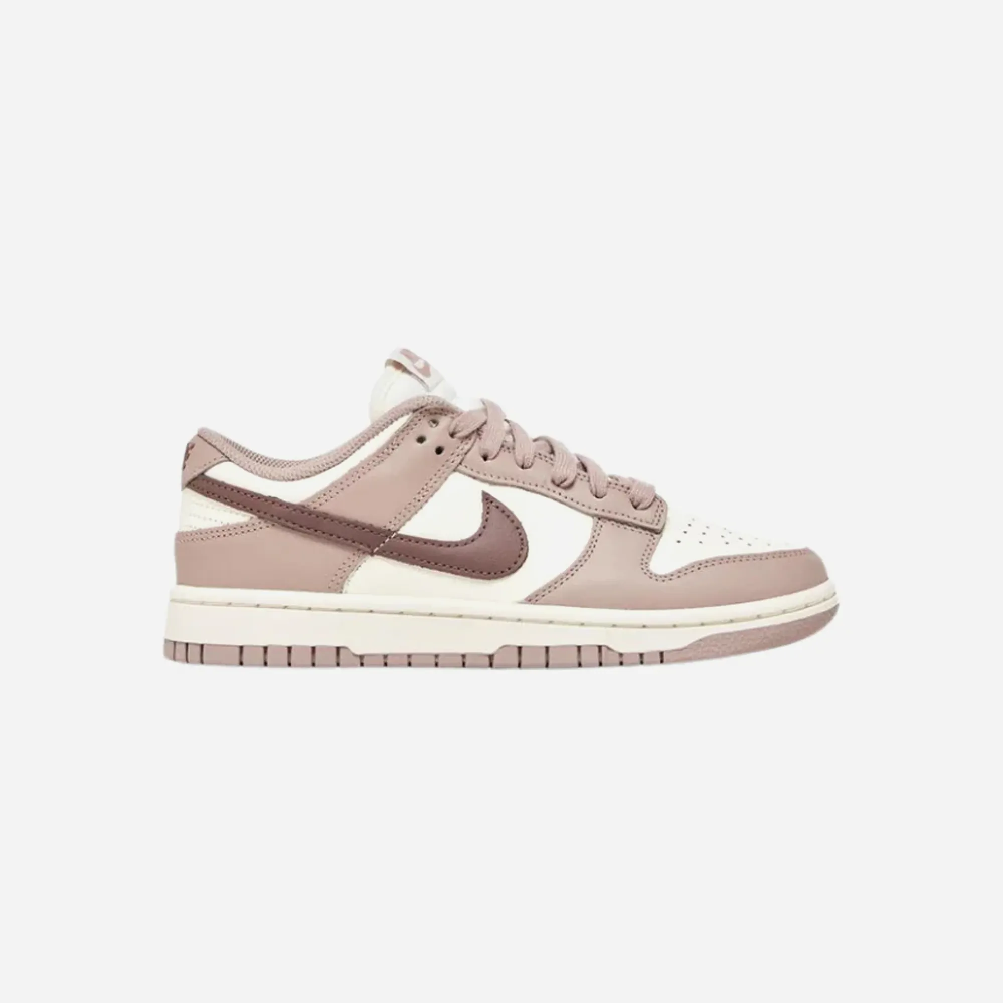 Nike Dunk Low Sail Plum Eclipse WMNS Comfort toe