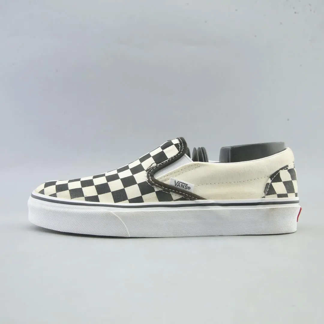 VANS CLASSIC CHECKERBOARD Urban Move Shadow Look