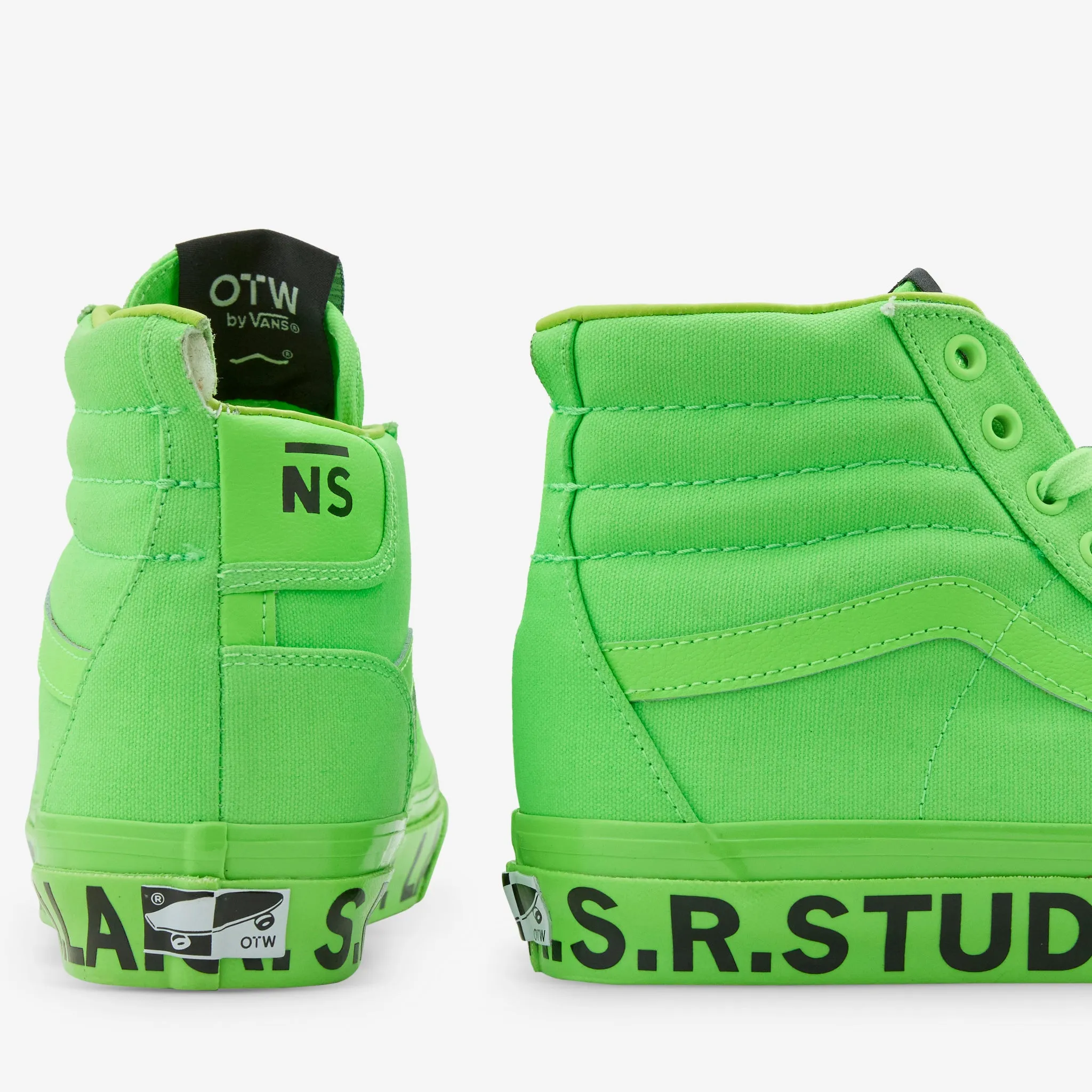 Sterling Ruby x Clash The Wall Green Gecko Shock absorption