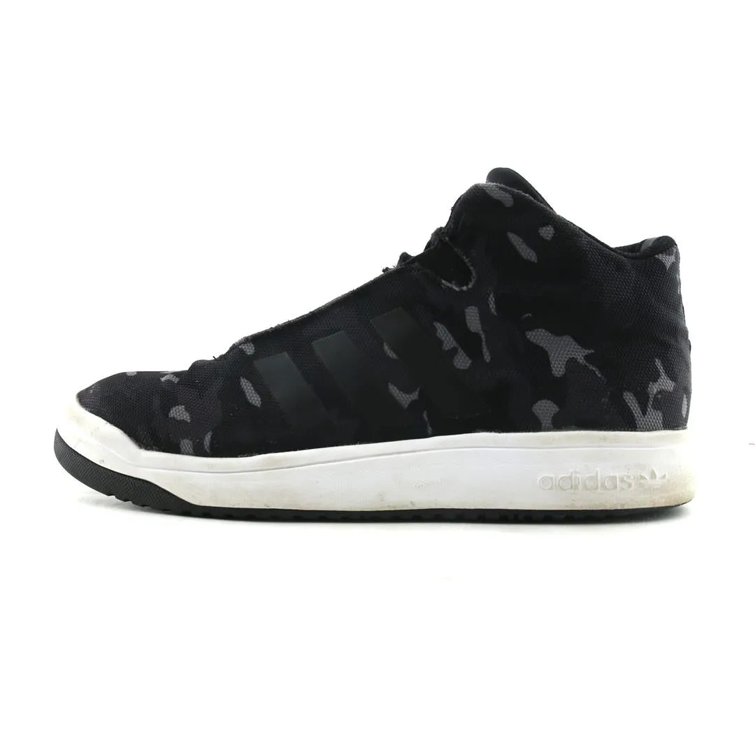 ADIDAS VERITAS MID Weekend Walks