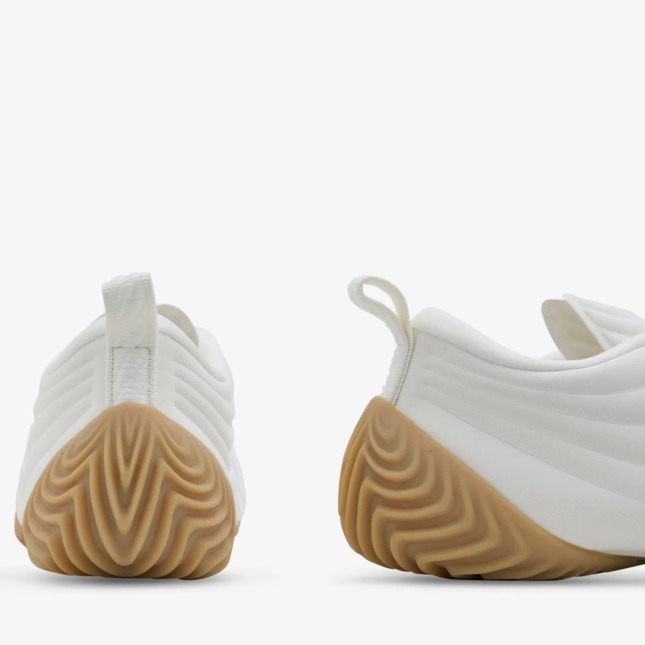 Women's Astra Ultra Sail | Metallic Silver | Gum Light Brown City Explorer