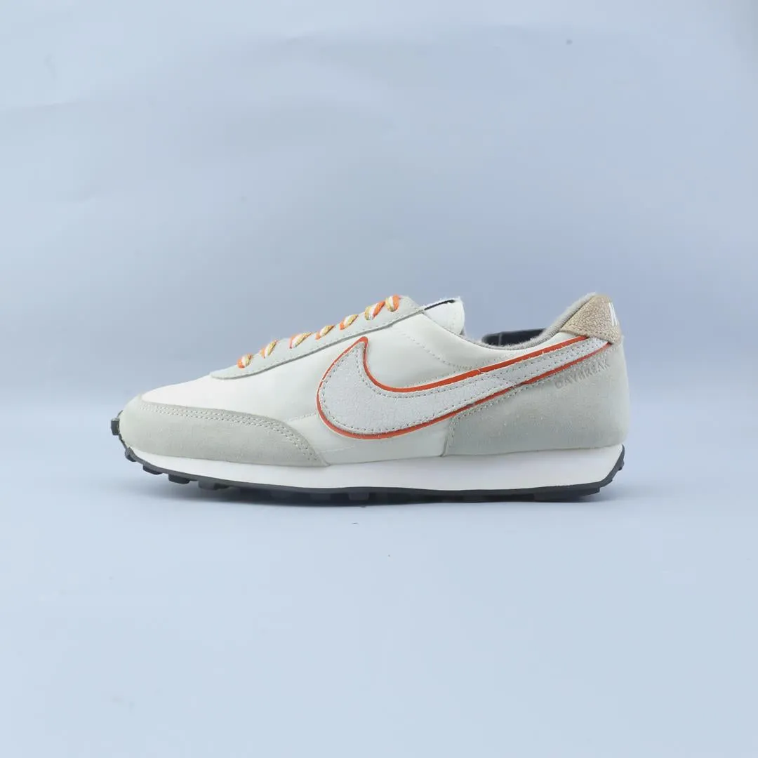 NIKE DAYBREAK All Purpose