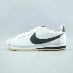Ventilated Light Step NIKE CLASSIC CORTEZ