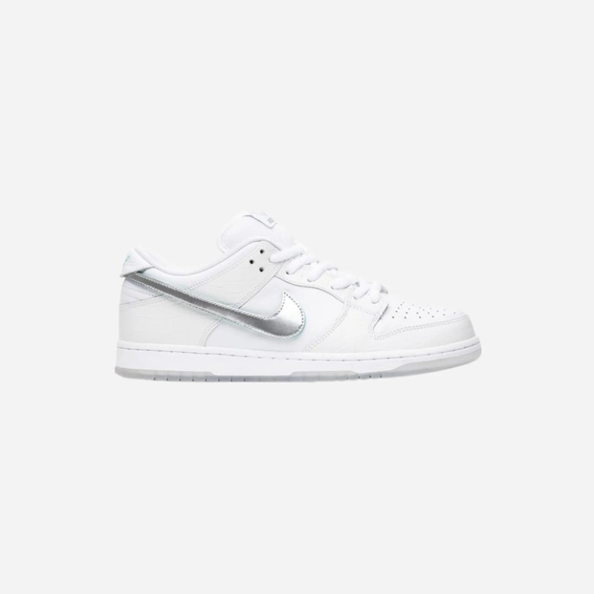 Nike Sb Dunk Low Diamond Supply Co.White Diamond Smooth interior
