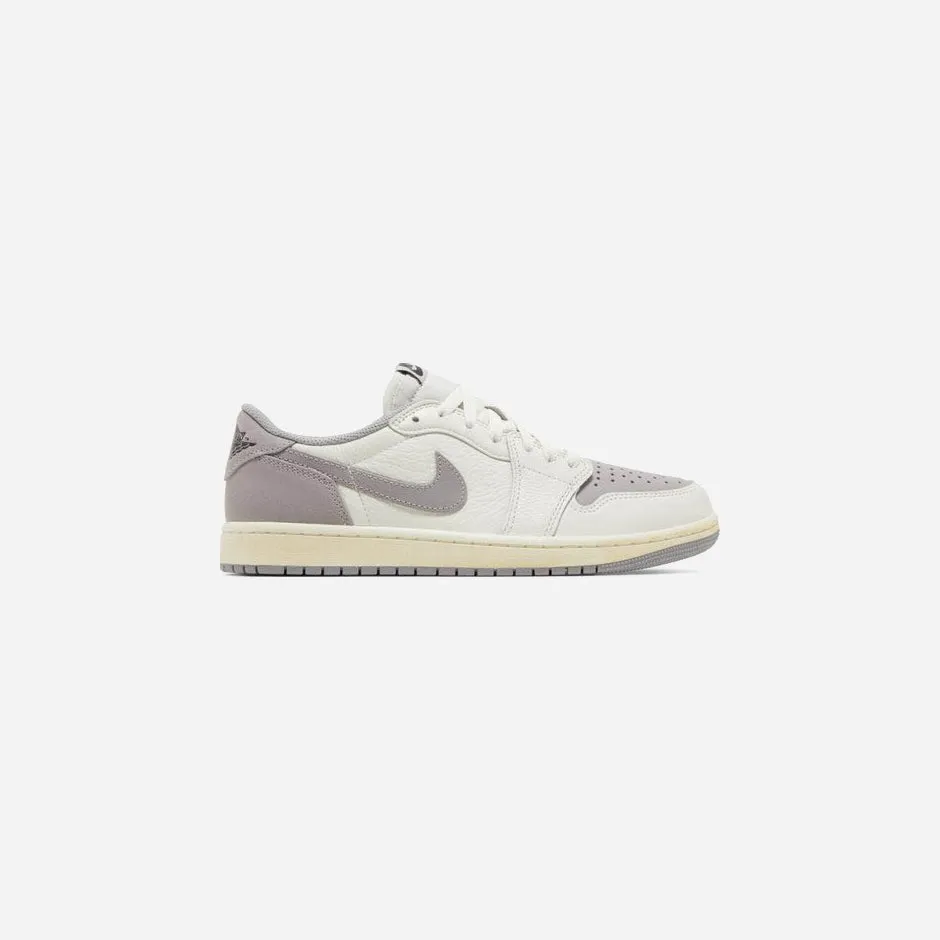 Nike Jordan 1 Retro Low OG Atmosphere Grey All-weather sole Enhanced design