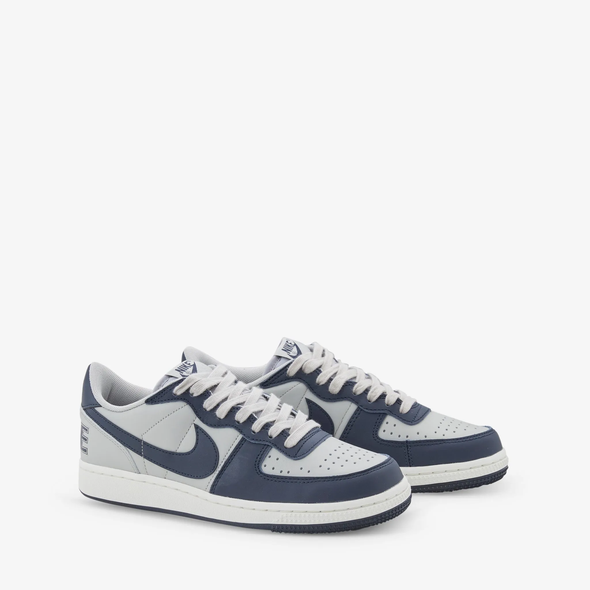 Step Boost Terminator Low Granite | Dark Obsidian | Sail