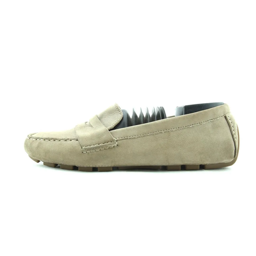 COLE HAAN . Ergo Tech Comfy Choice