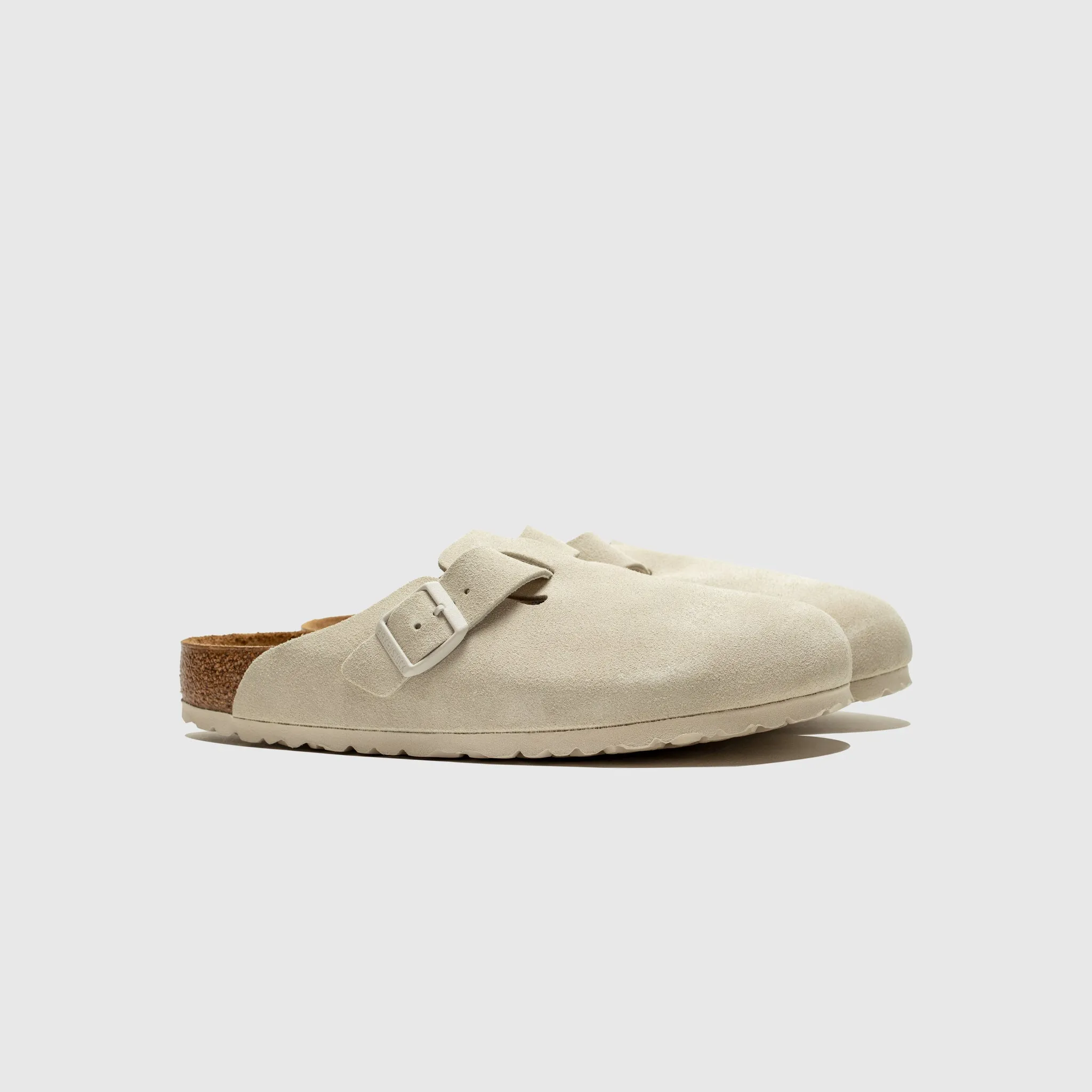 BOSTON "ANTIQUE WHITE" Sleek Summer Footwear
