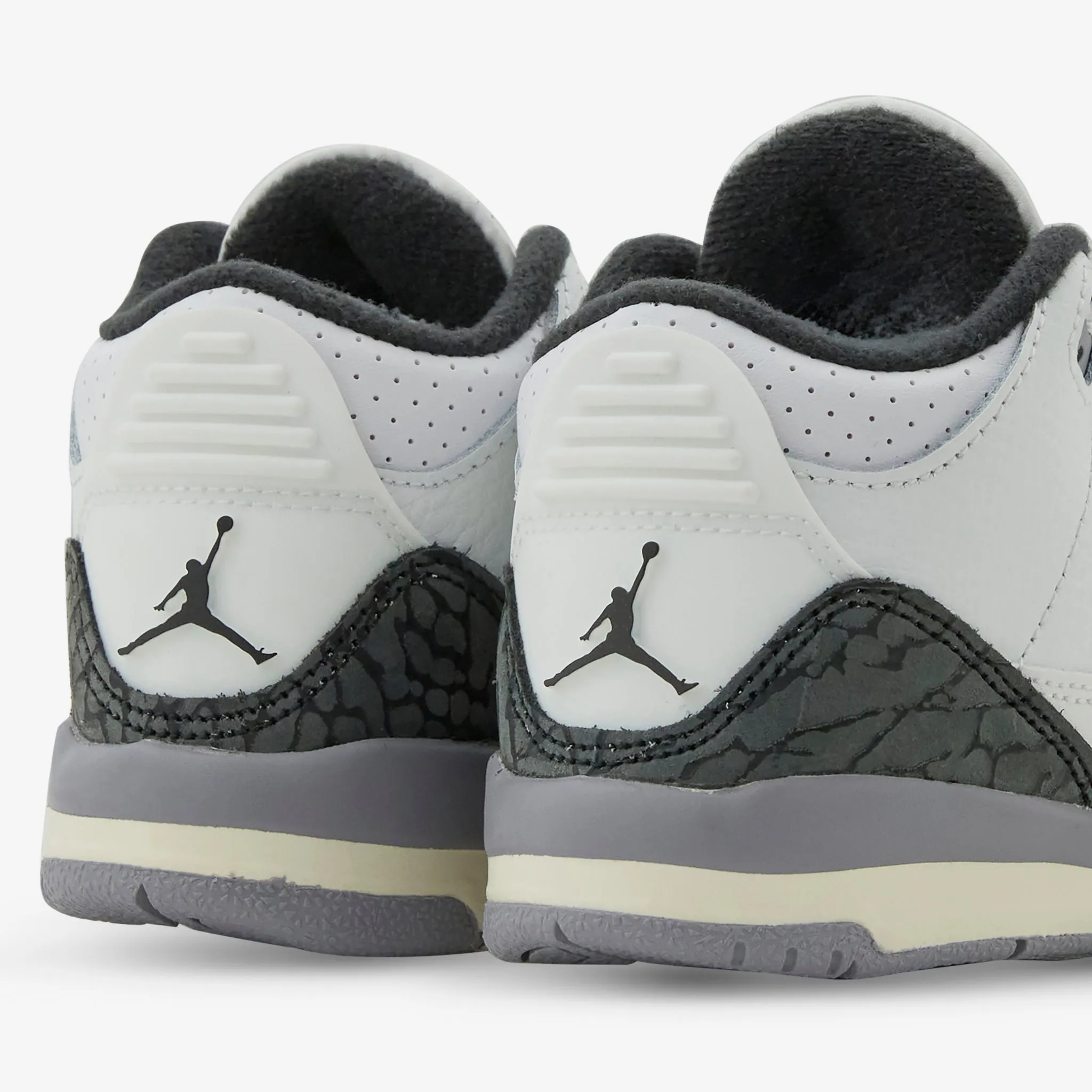 All Walks Everyday Look Toddler Air Jordan 3 Retro Summit White | Fire Red | Cement Grey | Black