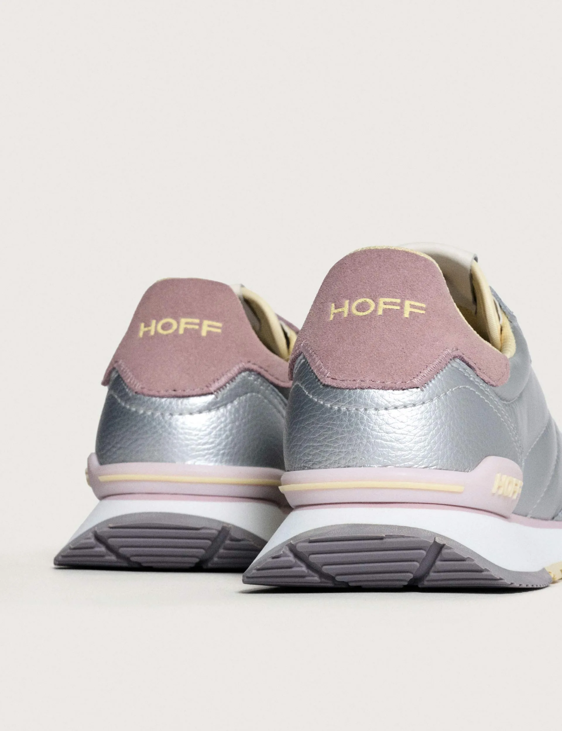 Track & Field - Tiryns Modern sole