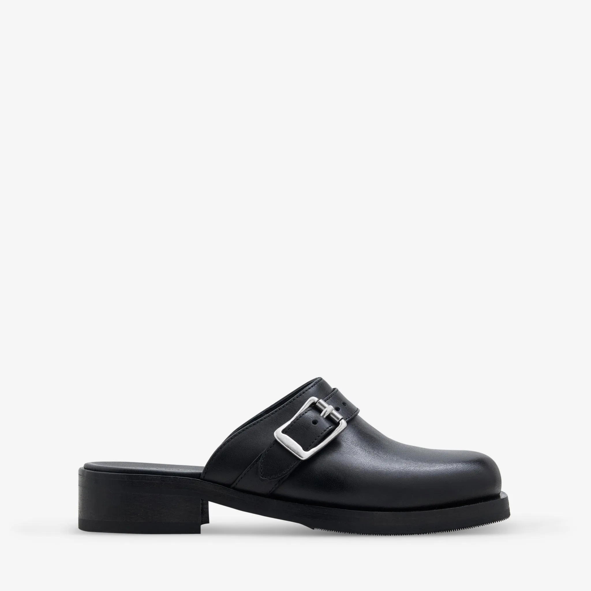 Ease Wear All-Purpose Comfort Camion Mule Black Leather