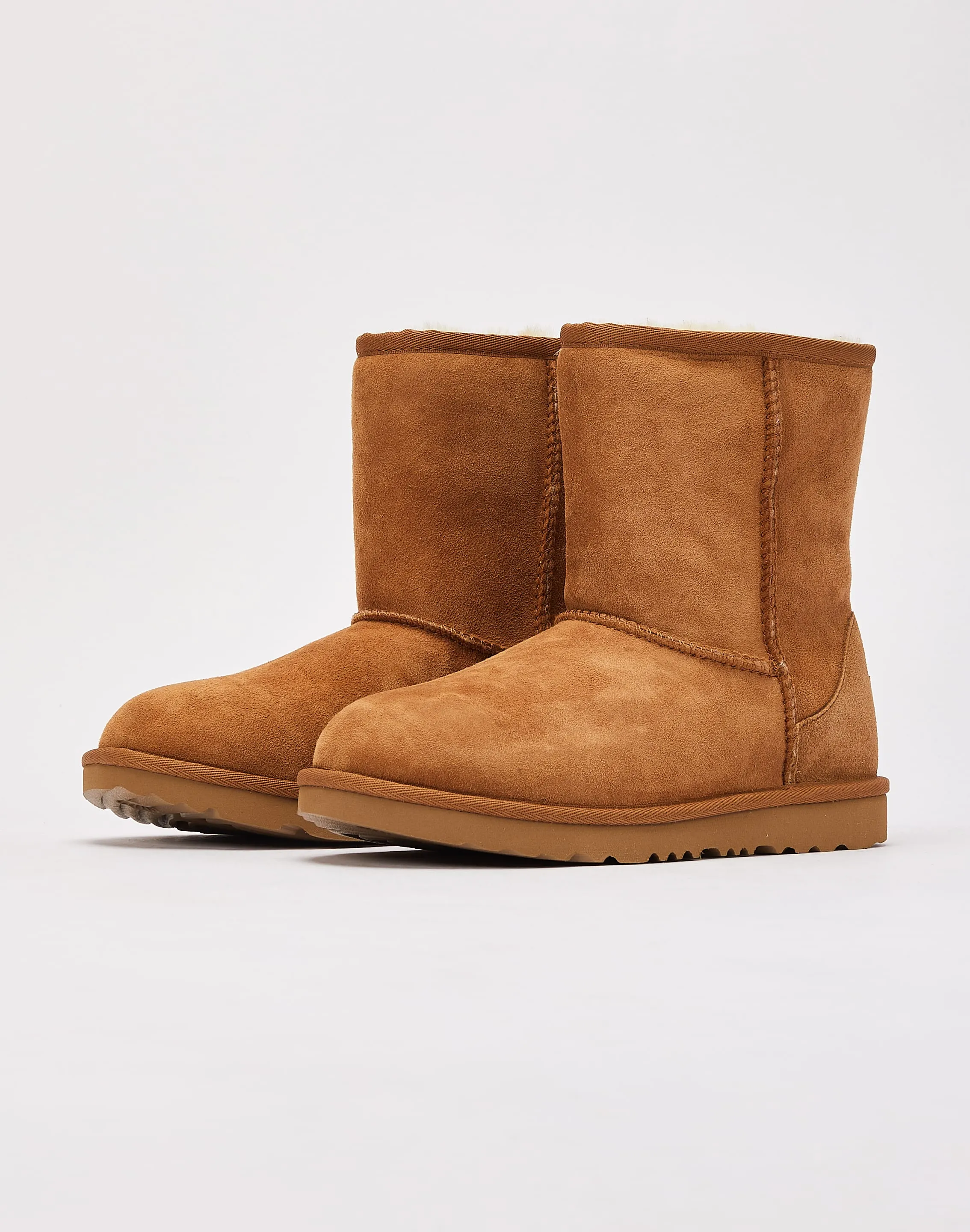 UGG Classic II Boots Grade-School White Clean Air Touch