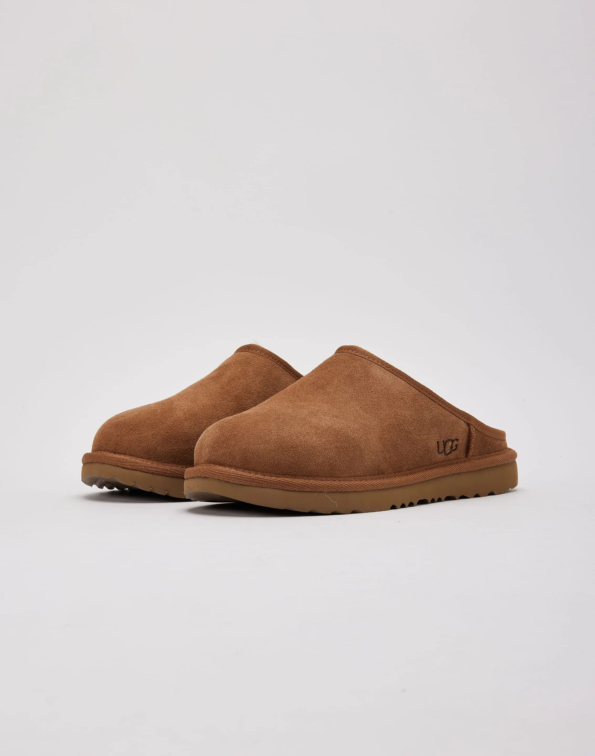 UGG Classic Slip-On Grade-School Synthetic Style Addon