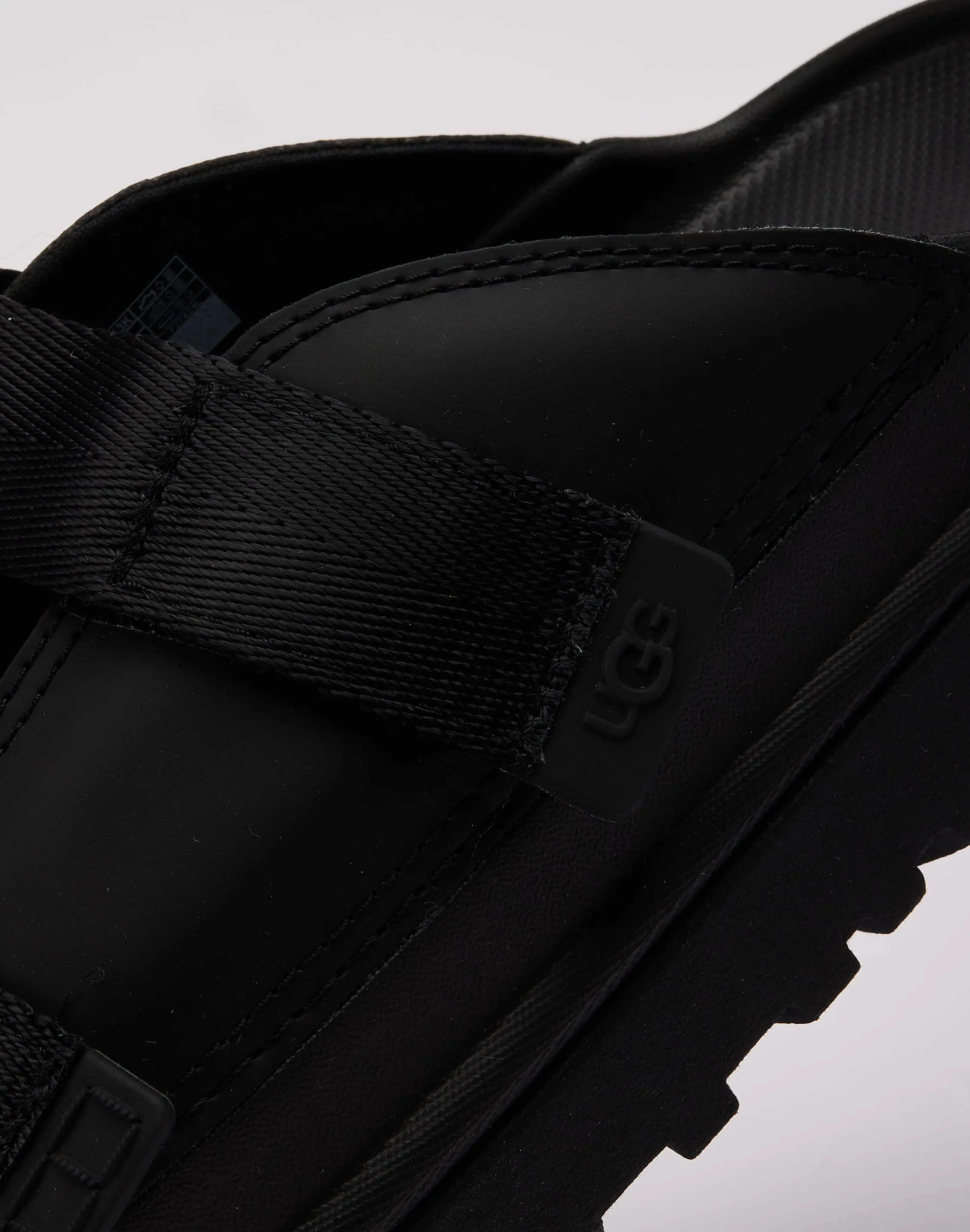 Chic Sporty Sandals Quick Lock UGG GoldenGlow Slides Grade-School