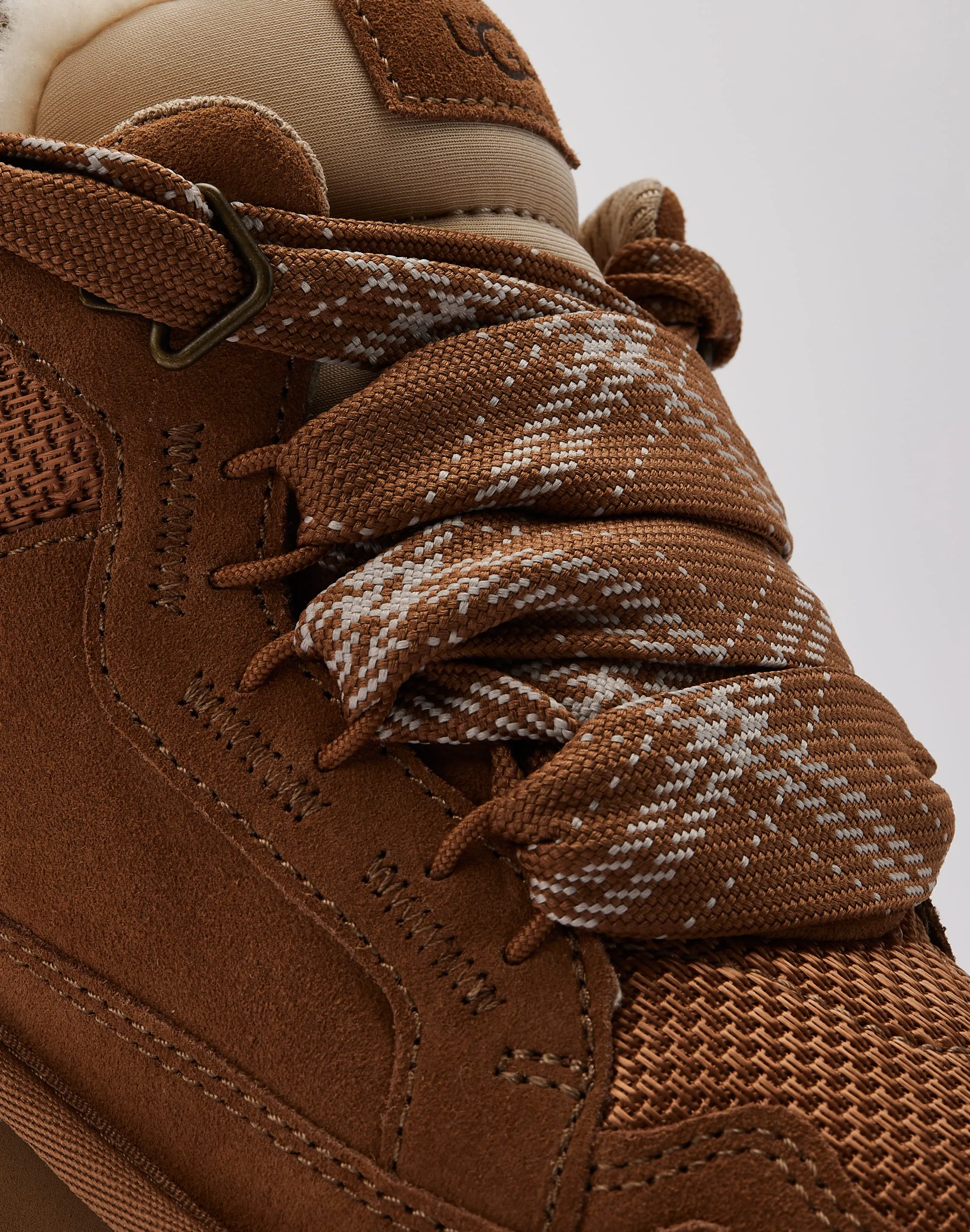 UGG Lowmel snowboarders - specific benefits