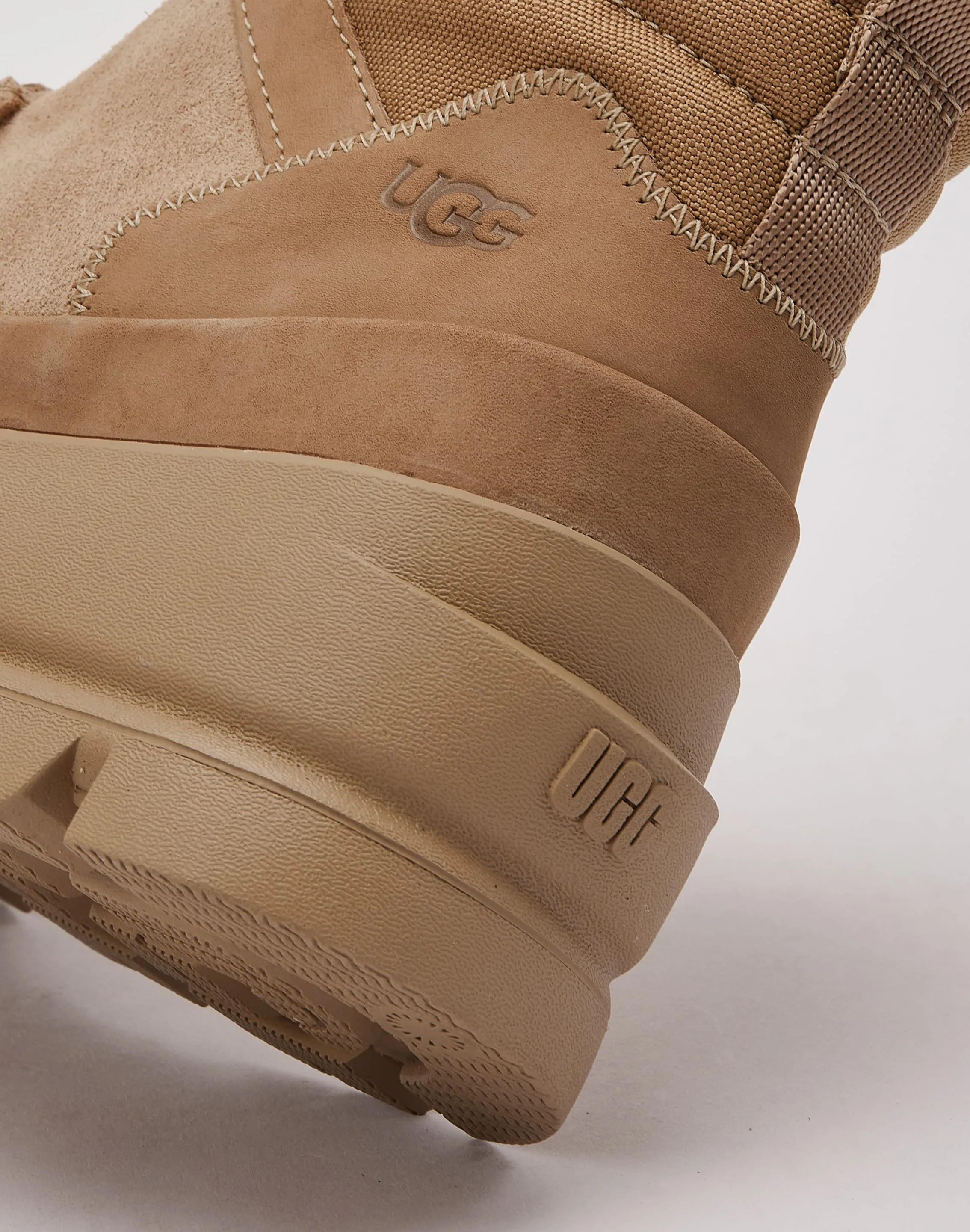 UGG Lug Chukka Sporty Flip-flops