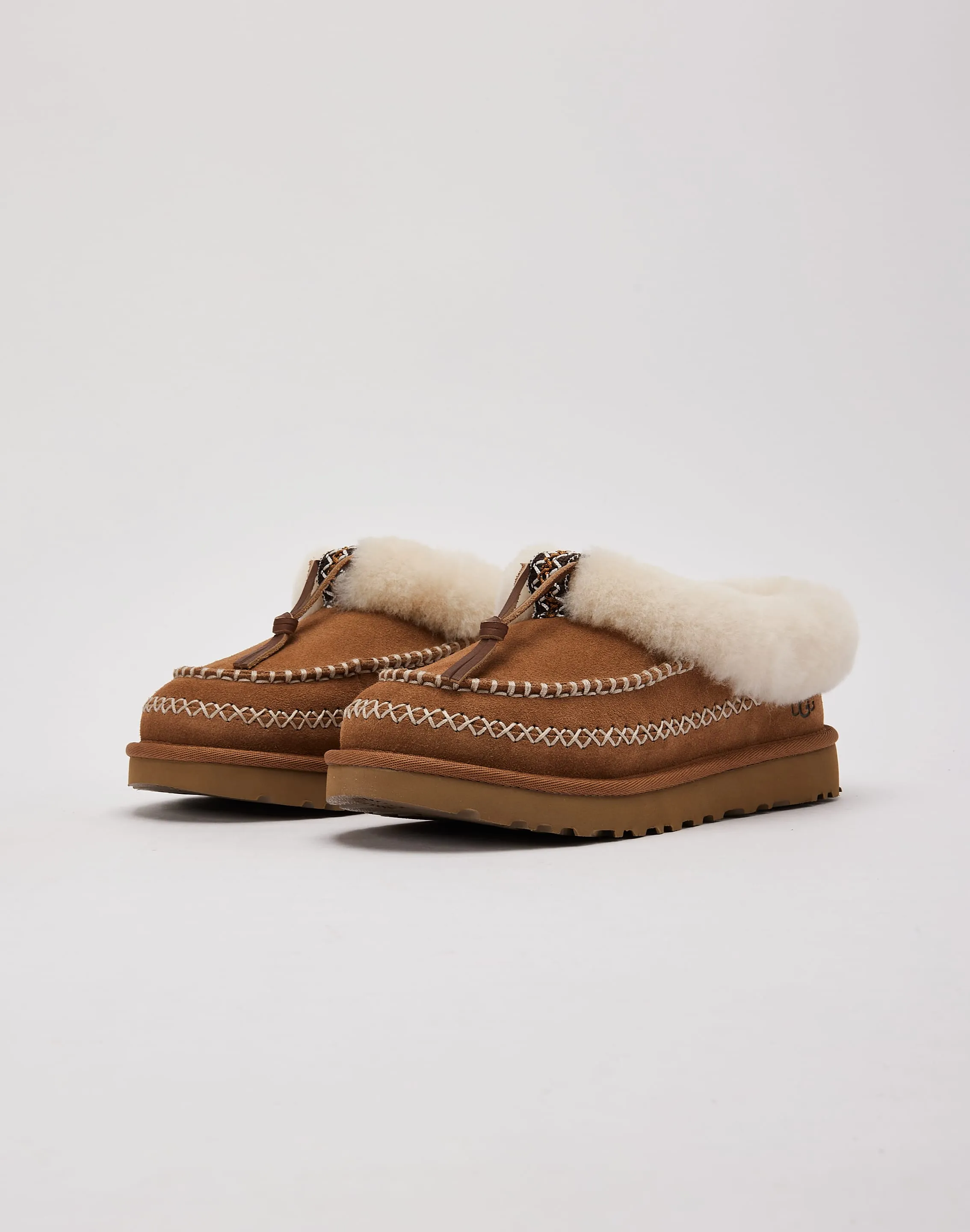 Versatile Design Lightweight UGG Tasman Alpine