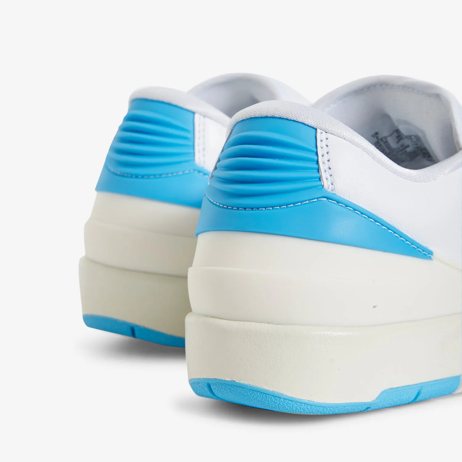 Slip   On Style Women's Air Jordan 2 Retro Low White | Gym Red | Dk Powder Blue | Sail