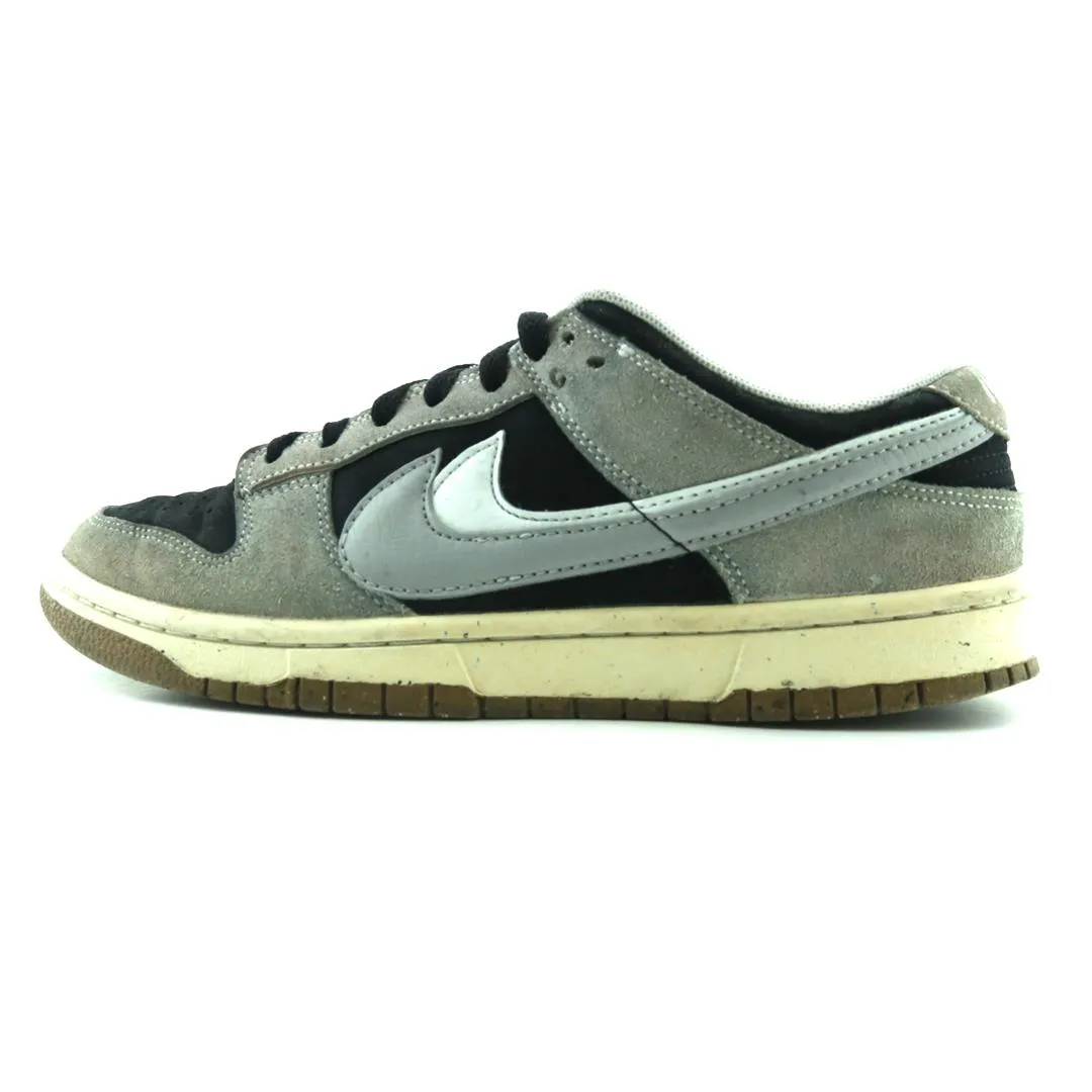 Trail Style Full-Support NIKE DUNK LOW SE 85