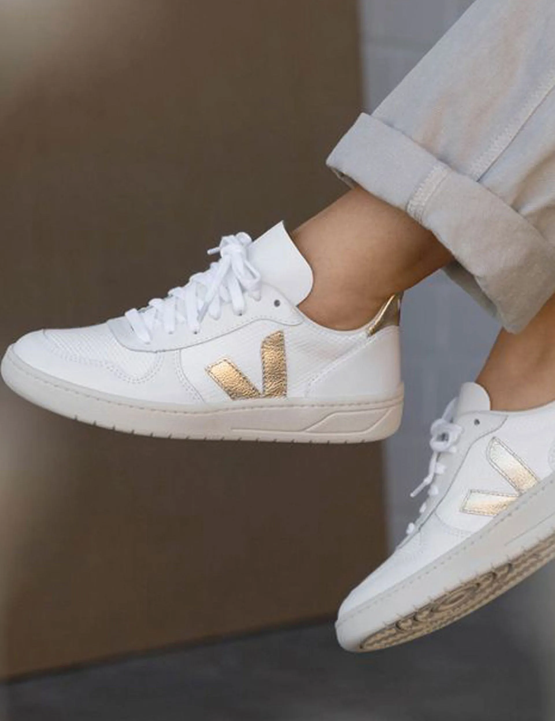 V-10 - Extra- white Platine? Casual Look Multi Terrain