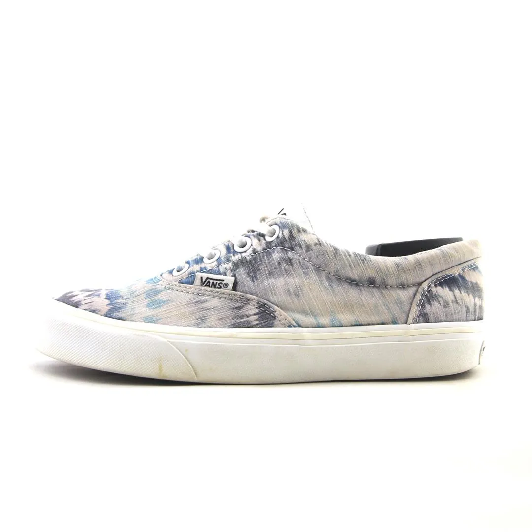 Bold Detail VANS AUTHENTIC