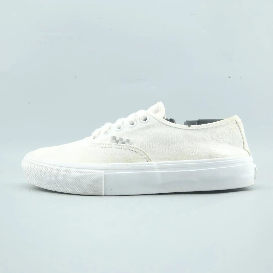 All Seasons VANS AUTHENTIC