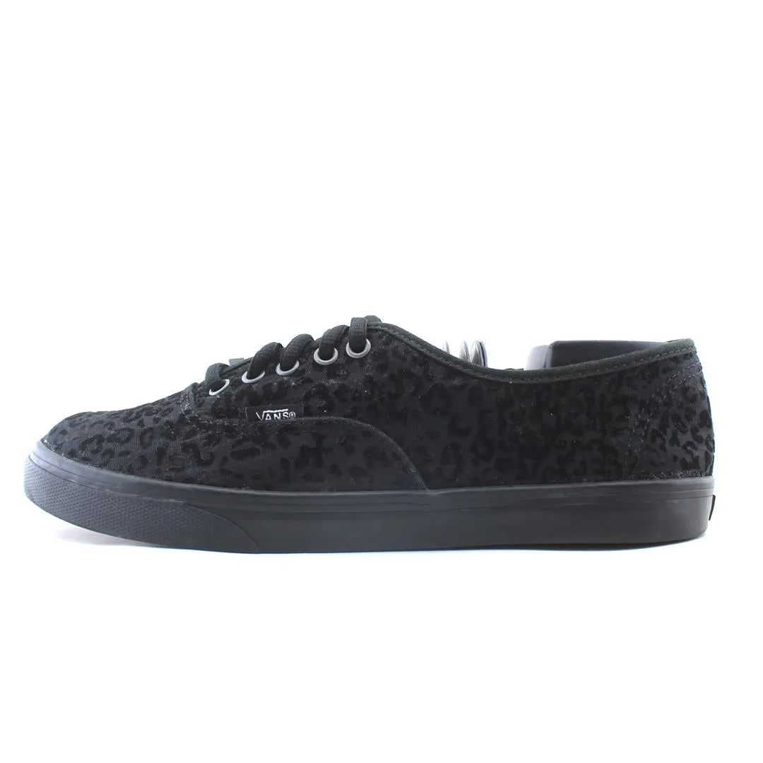 VANS AUTHENTIC ShockAbsorbing Crisp Design