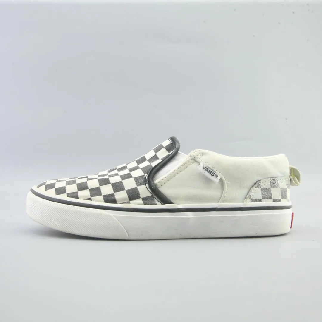 Comfort experience Weather resistant VANS CLASSIC