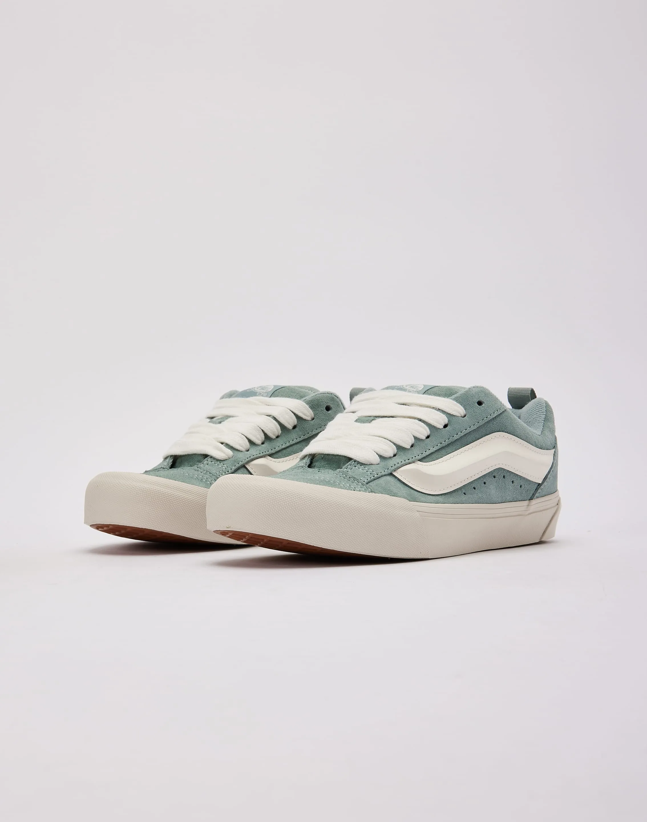 Vans Knu Skool most school