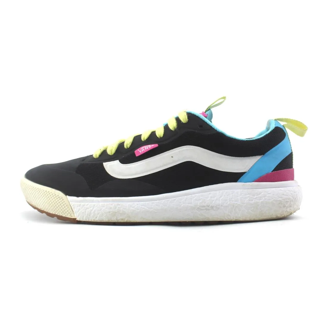 VANS  ULTRARANGE EXO Function Meets Weekend Trip