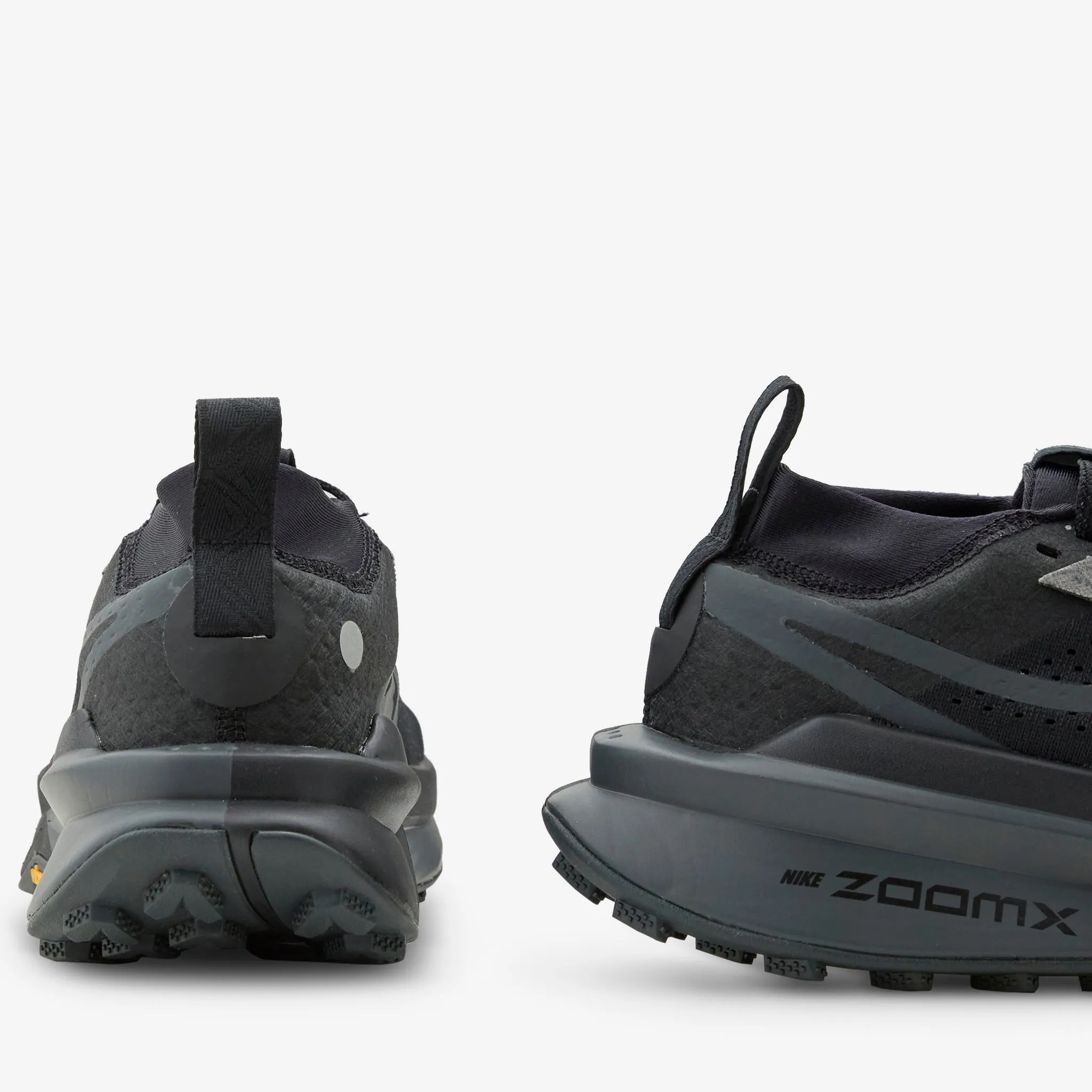 Universal Style Zegama Trail 2 Black | Anthracite | MTLC Platinum