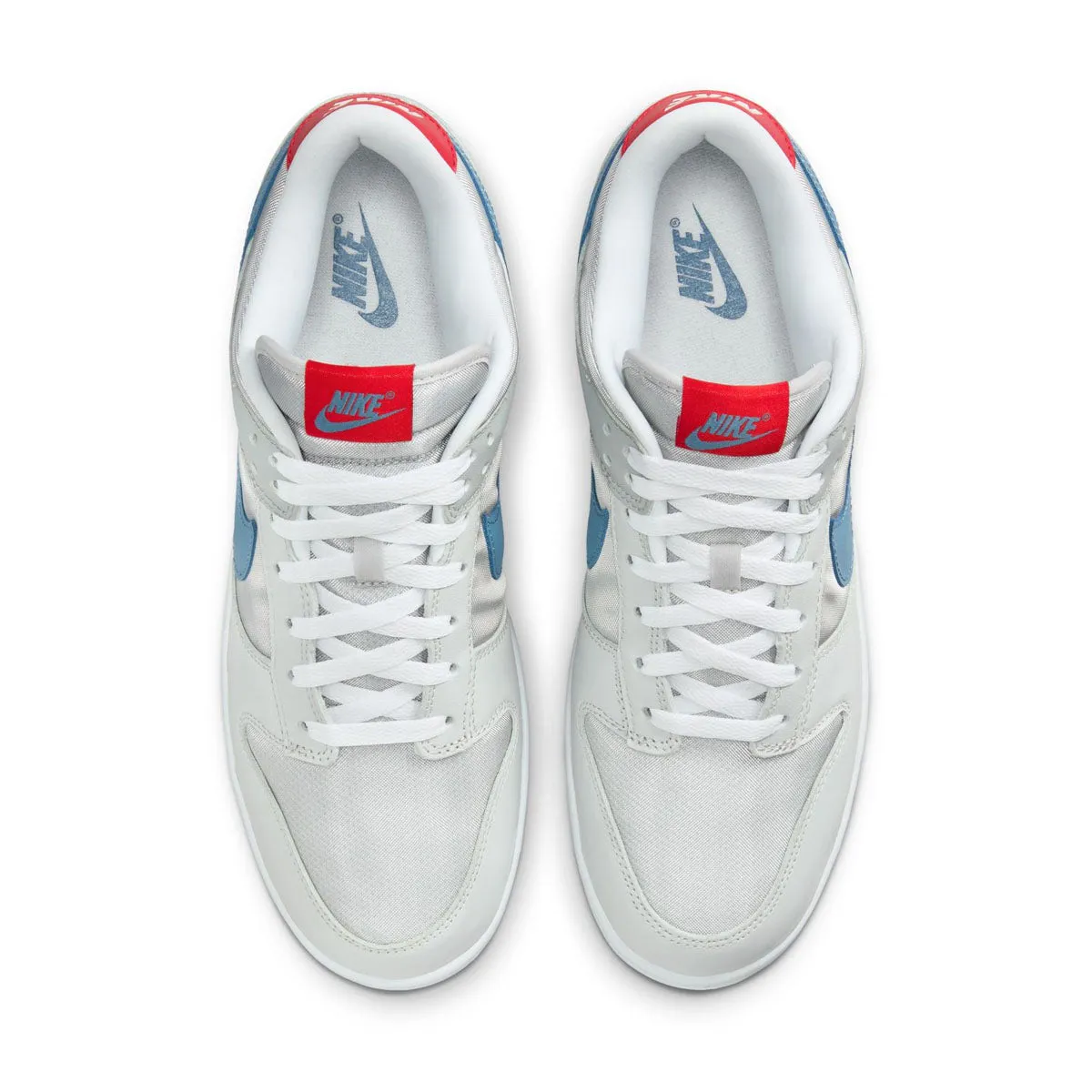 Kind Step Dunk Low QS 'Silver Surfer'