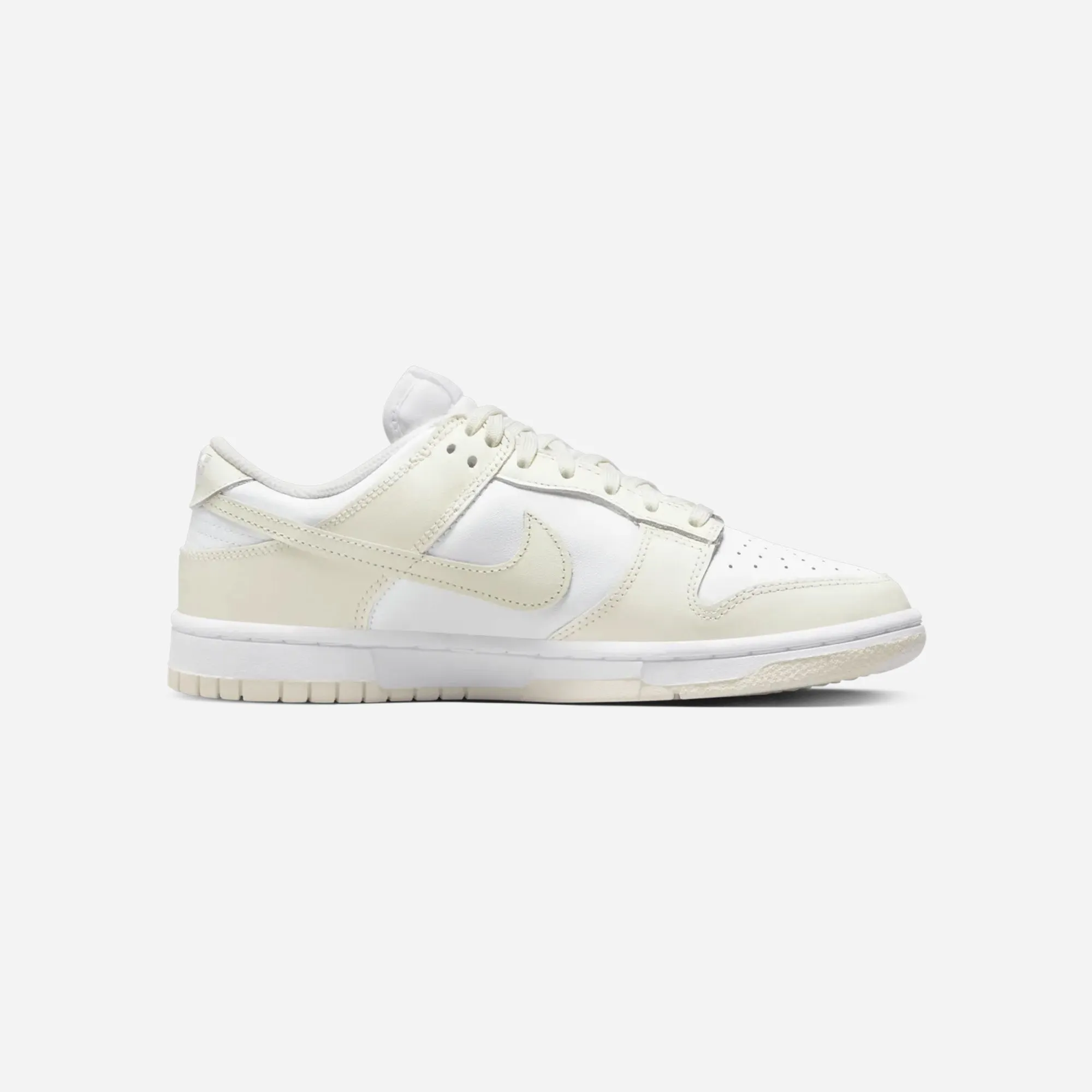 Comfortable Upper Material Lean Profile Nike Dunk Low Retro Coconut Milk WMNS